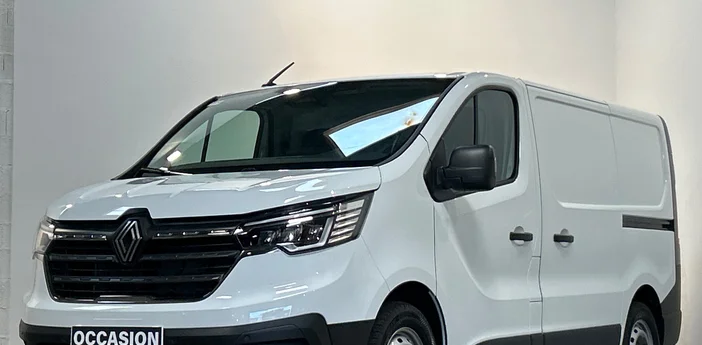 RENAULT TRAFIC FOURGON