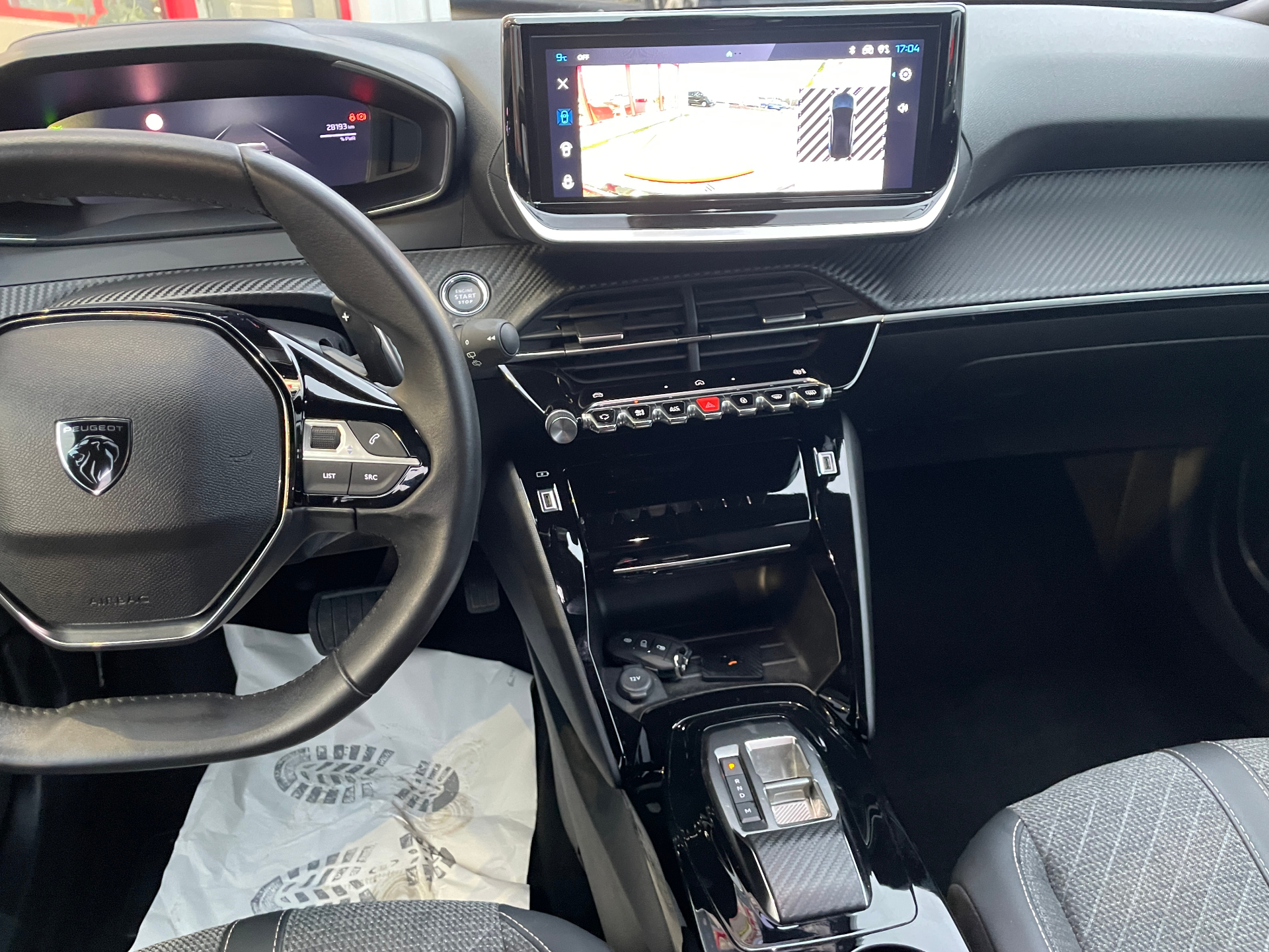 PEUGEOT 2008 Hybrid 136 e-DCS6 Allure