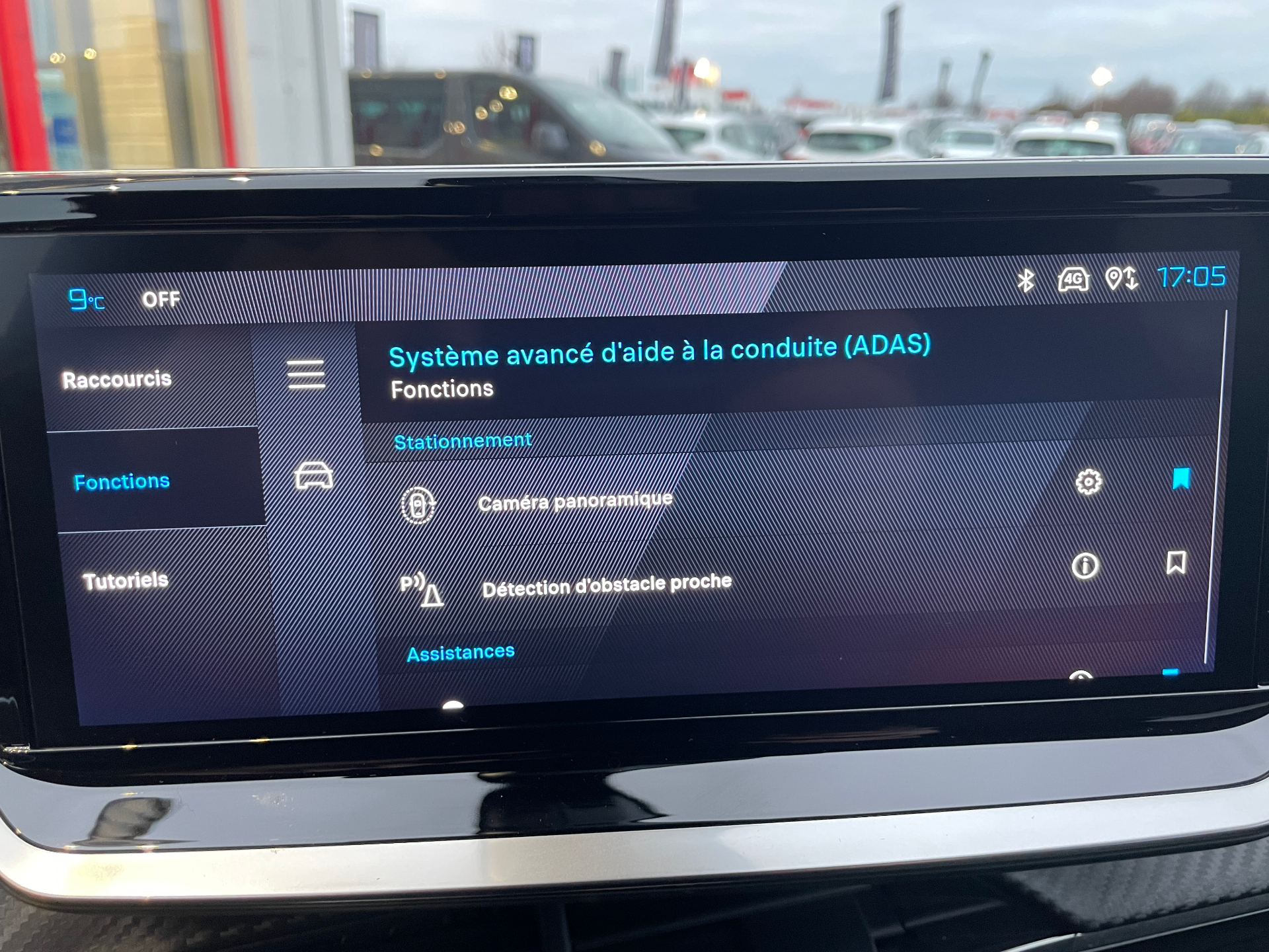 PEUGEOT 2008 Hybrid 136 e-DCS6 Allure