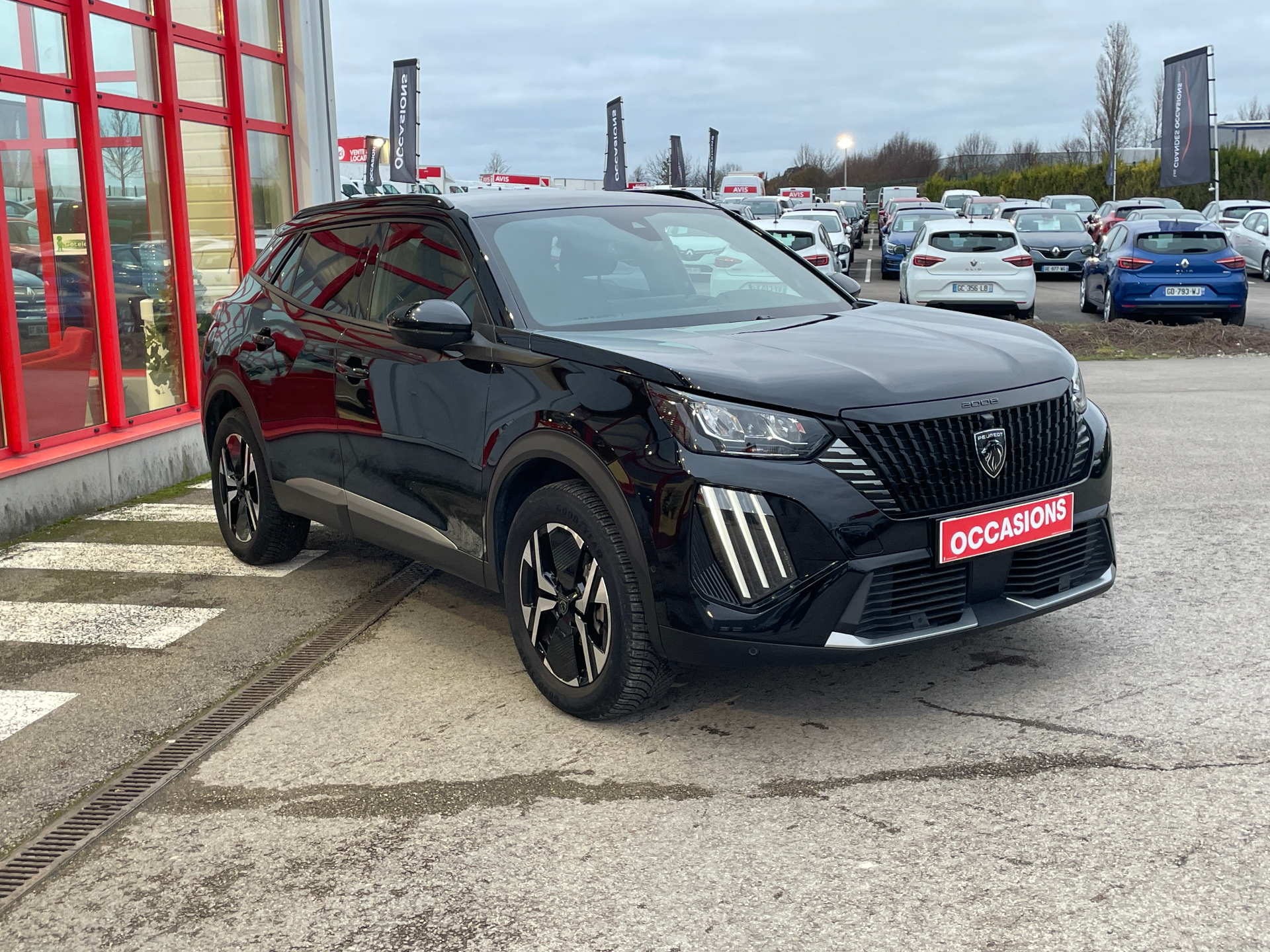 PEUGEOT 2008 Hybrid 136 e-DCS6 Allure