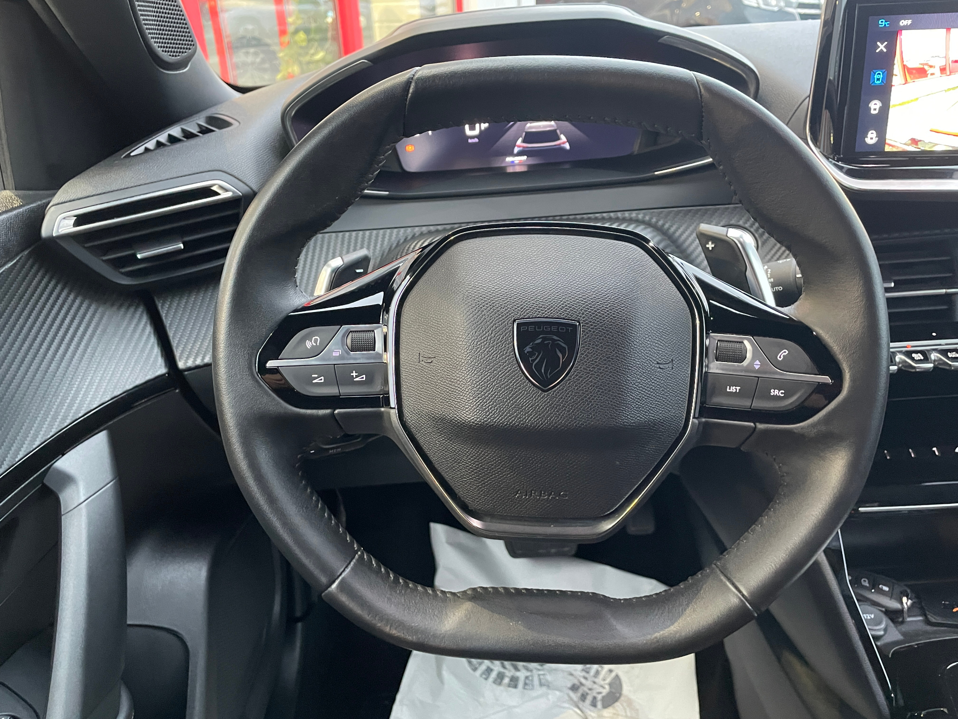 PEUGEOT 2008 Hybrid 136 e-DCS6 Allure