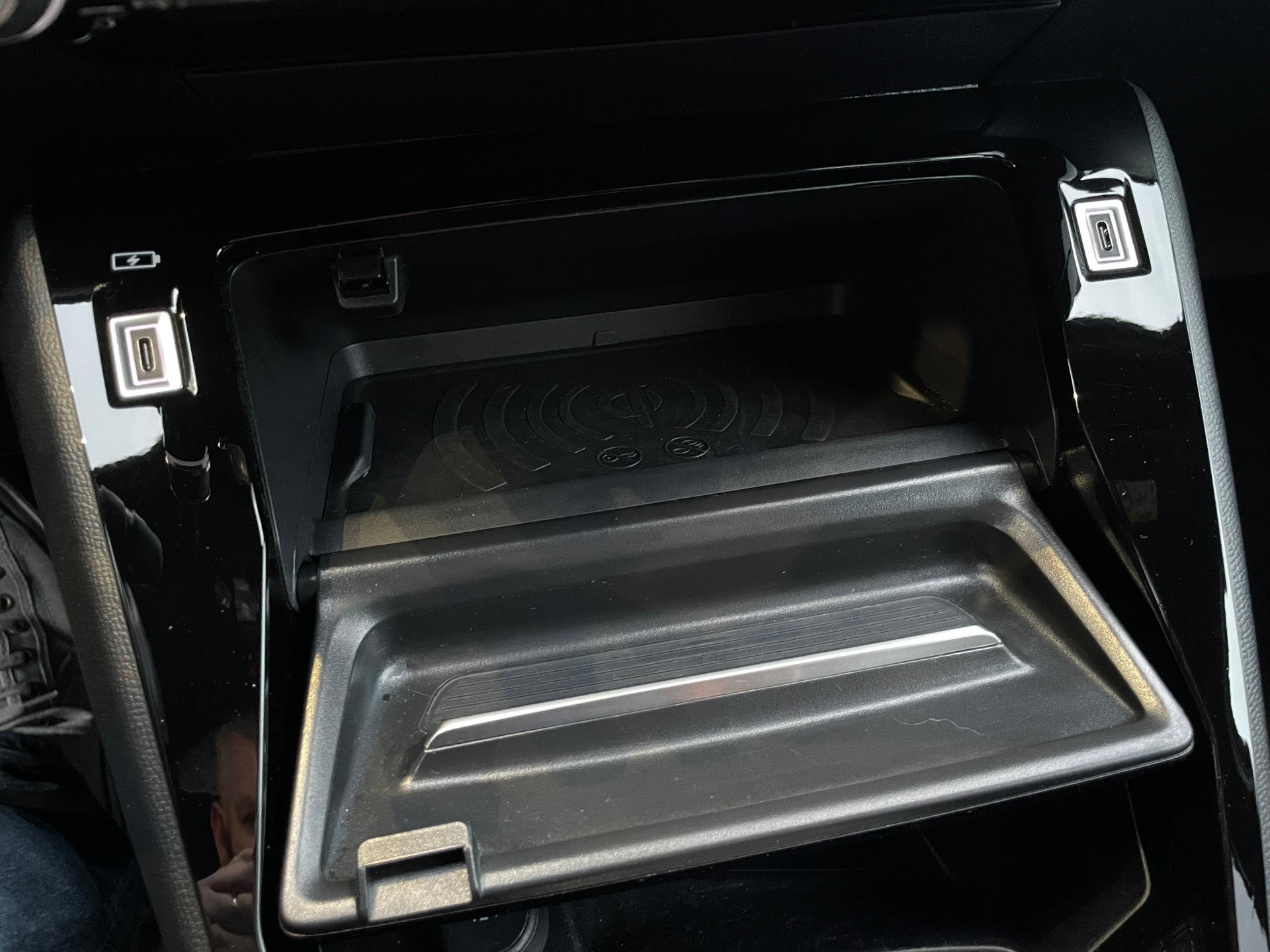 PEUGEOT 2008 Hybrid 136 e-DCS6 Allure