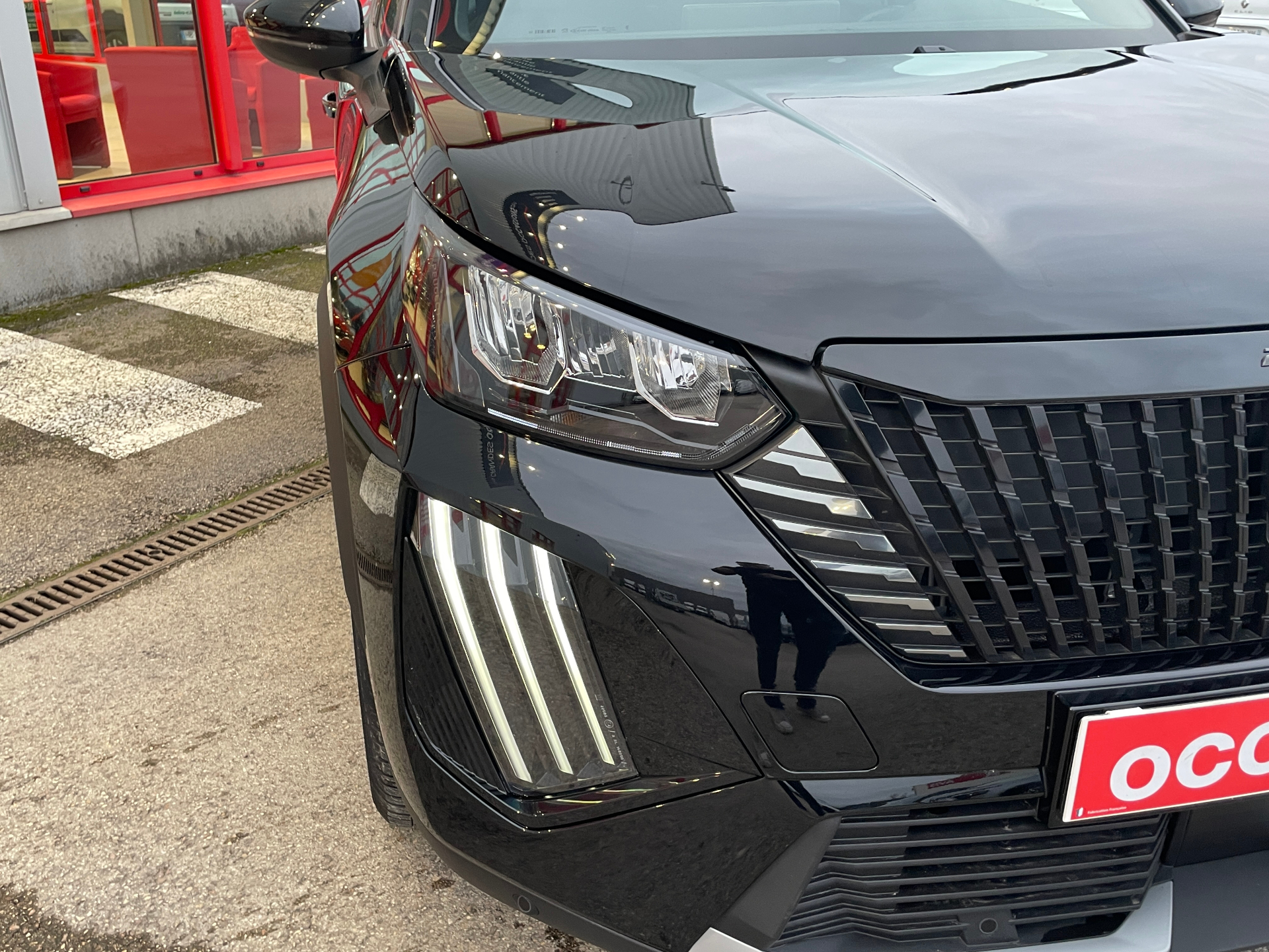 PEUGEOT 2008 Hybrid 136 e-DCS6 Allure