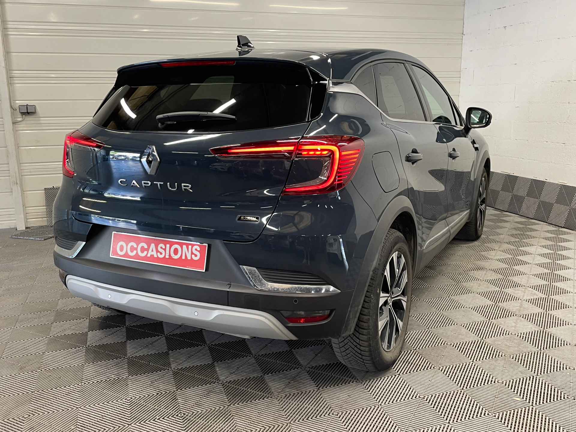 RENAULT CAPTUR E-Tech hybride rechargeable 160 Techno