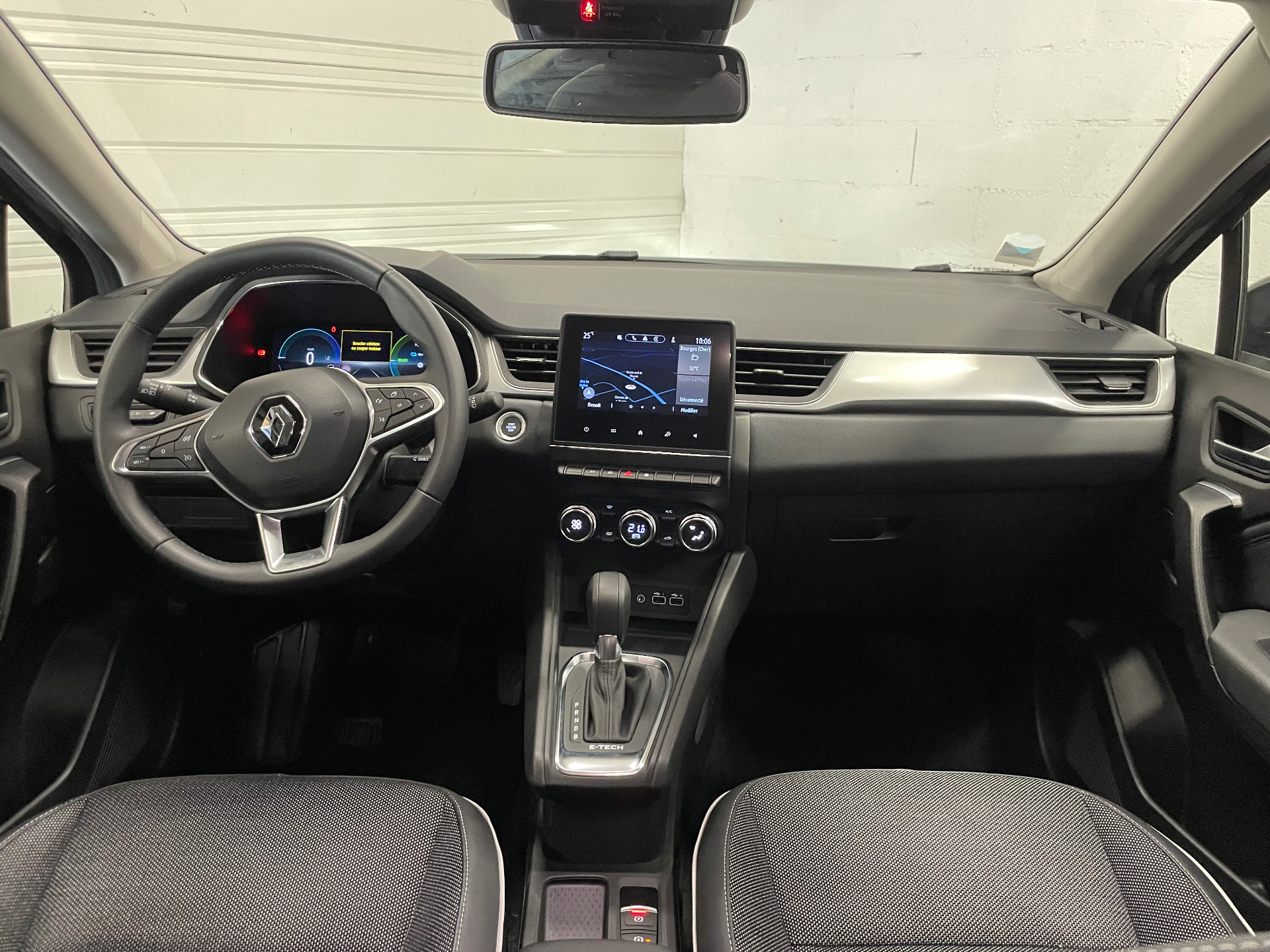 RENAULT CAPTUR E-Tech hybride rechargeable 160 Techno