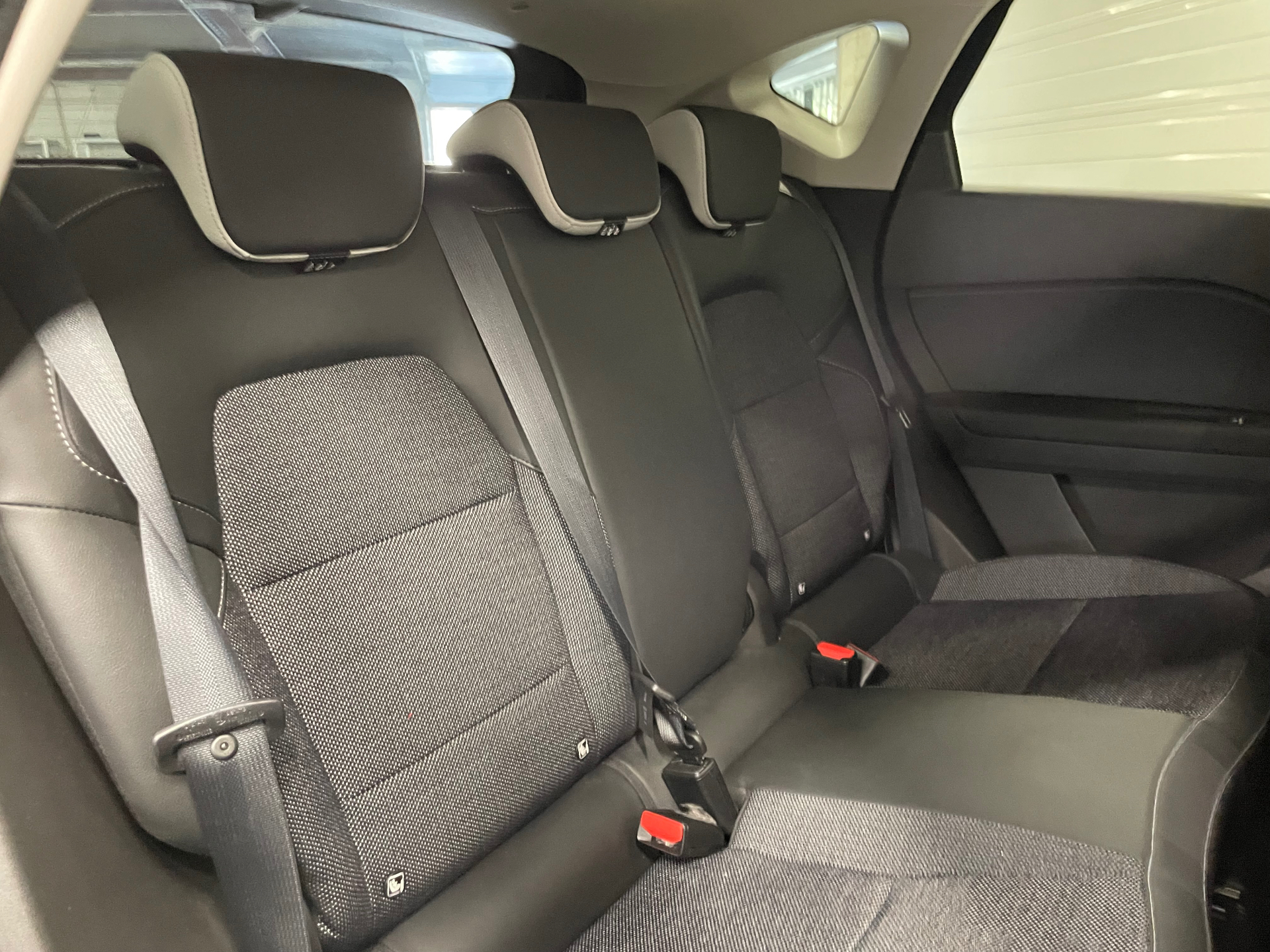 RENAULT CAPTUR E-Tech hybride rechargeable 160 Techno