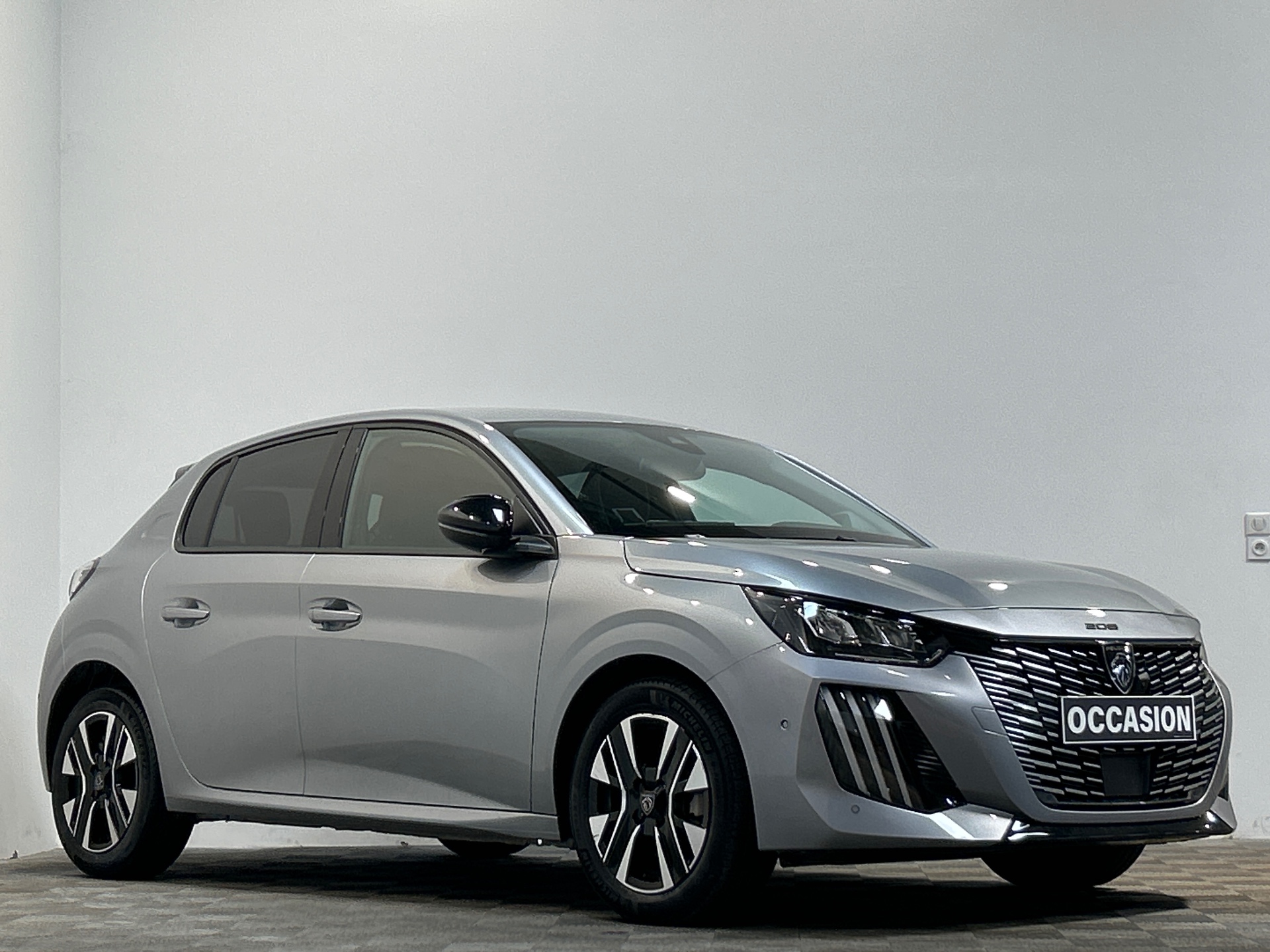 PEUGEOT 208 ALLURE PURETECH 100 S&S BVM6