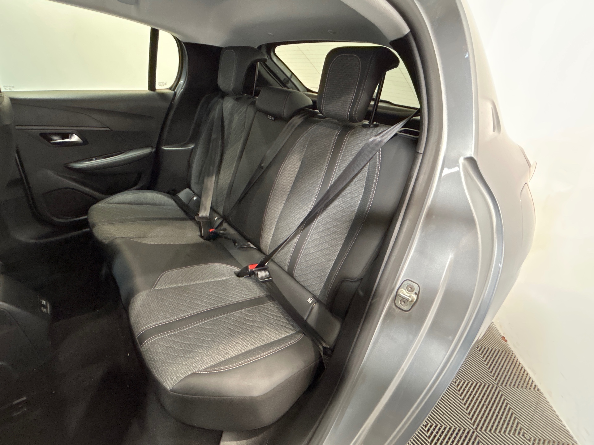 PEUGEOT 208 ALLURE PURETECH 100 S&S BVM6
