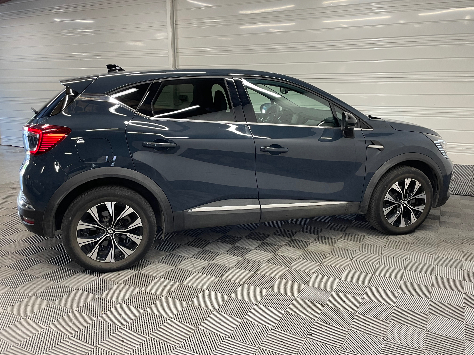 RENAULT CAPTUR E-Tech hybride rechargeable 160 Techno