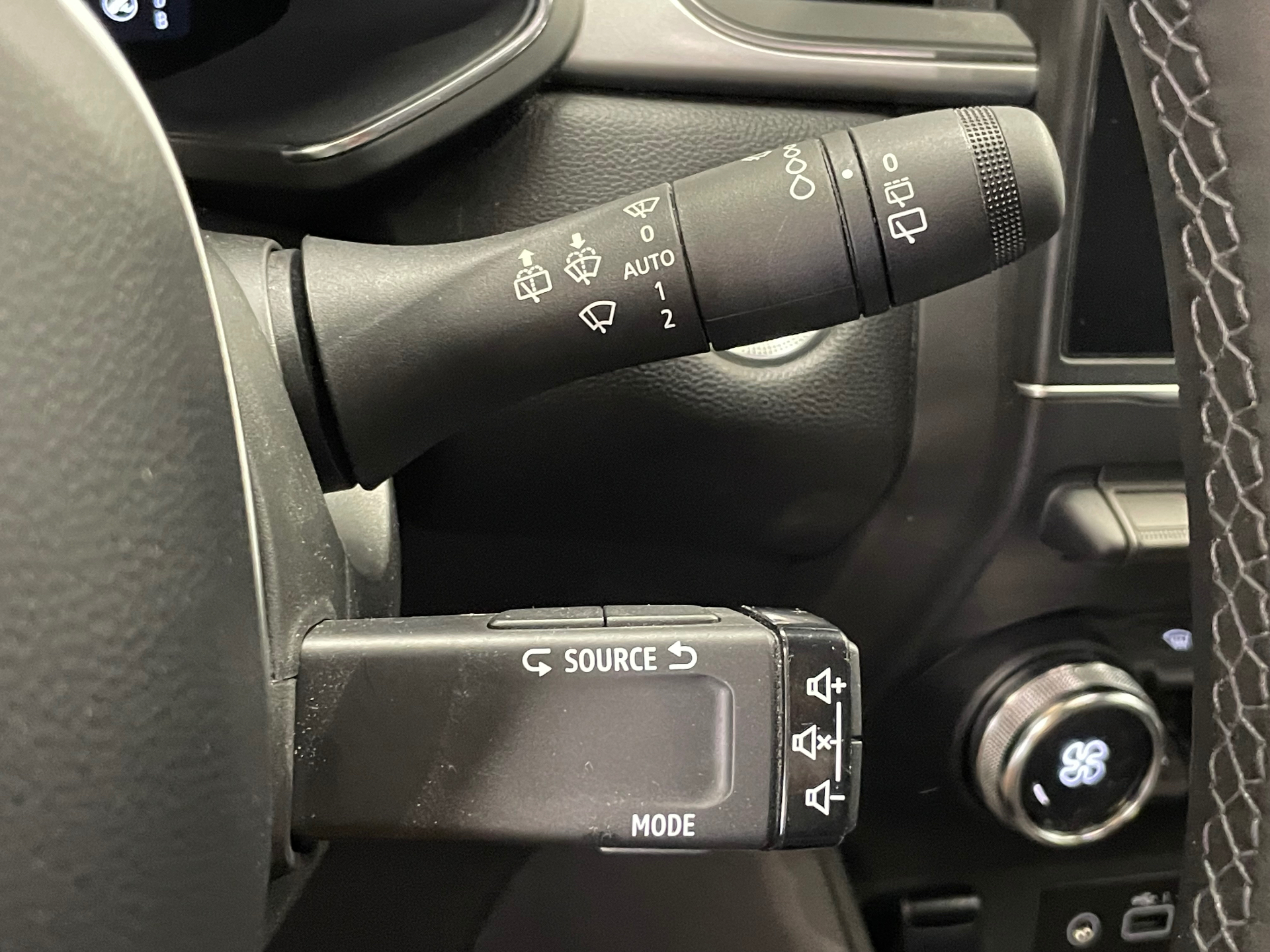 RENAULT CAPTUR E-Tech hybride rechargeable 160 Techno
