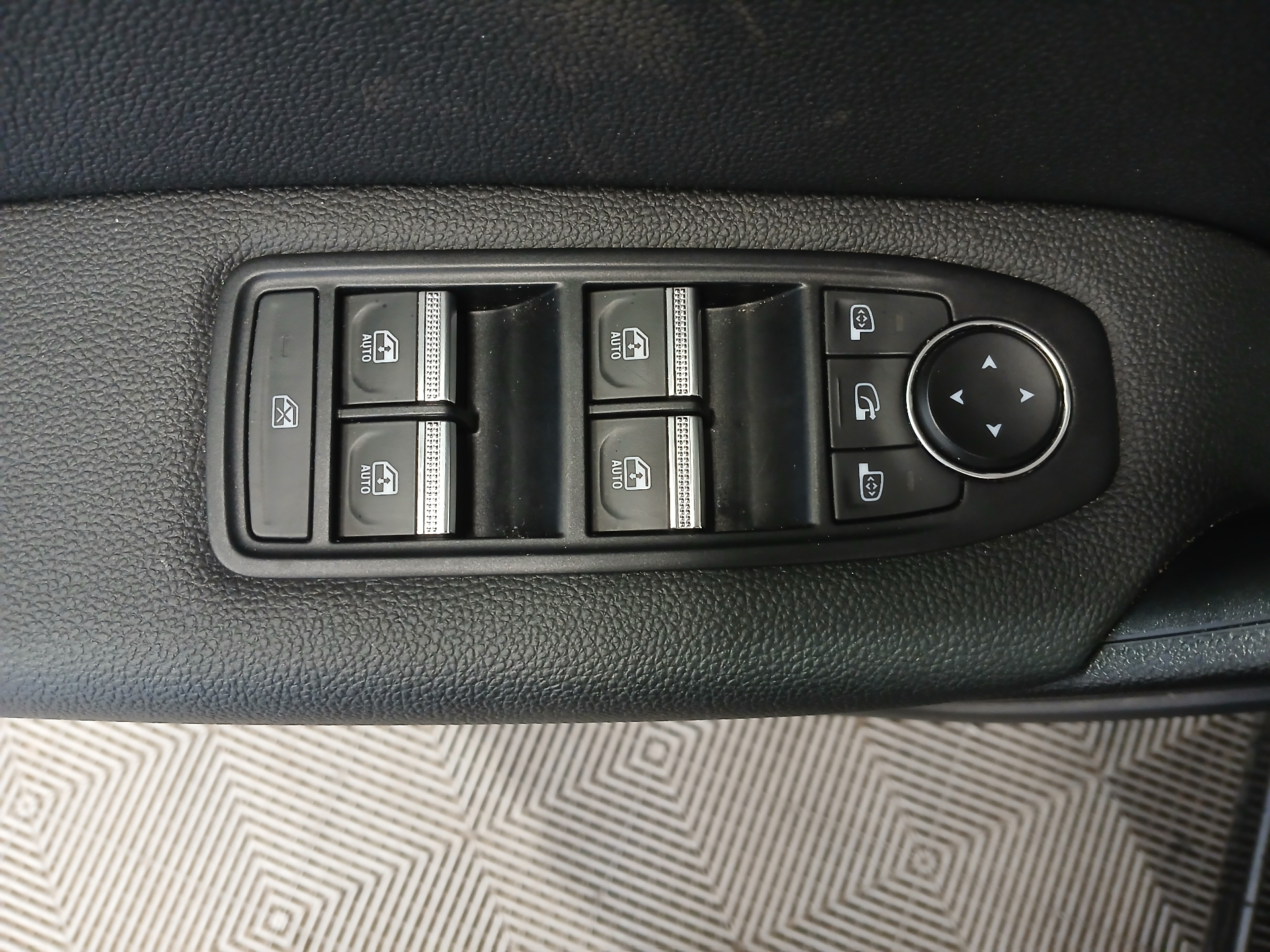 RENAULT CAPTUR techno TCe 90