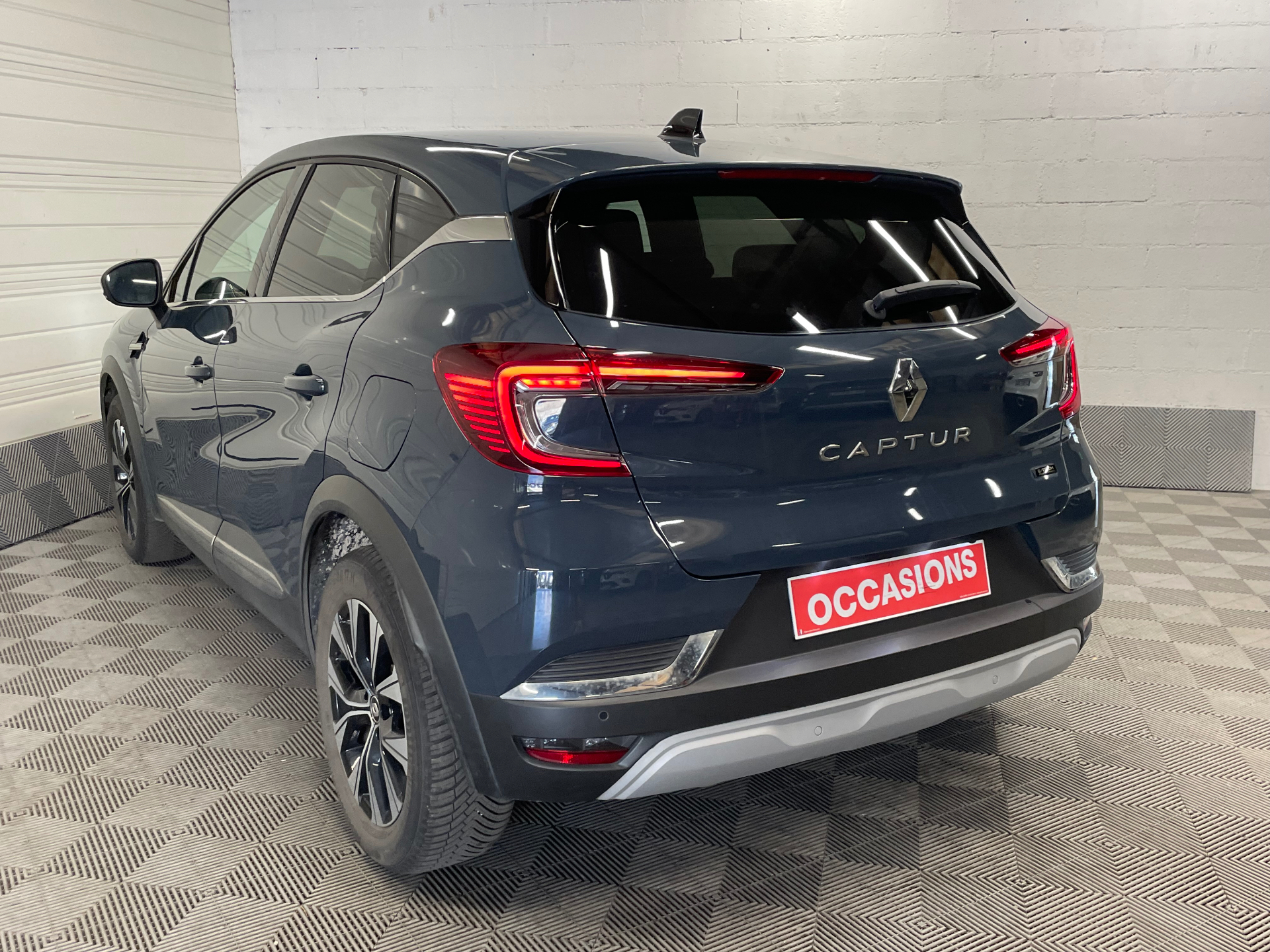 RENAULT CAPTUR E-Tech hybride rechargeable 160 Techno