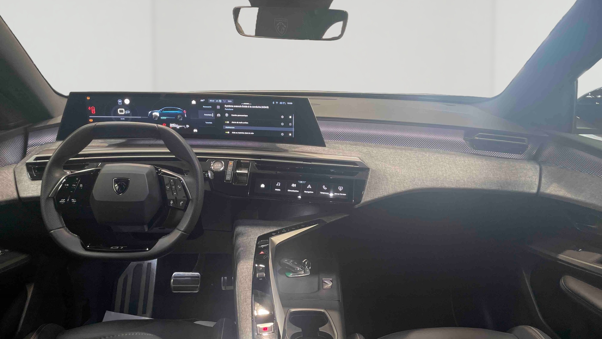 PEUGEOT 3008 Hybrid 145 e-DCS6 GT