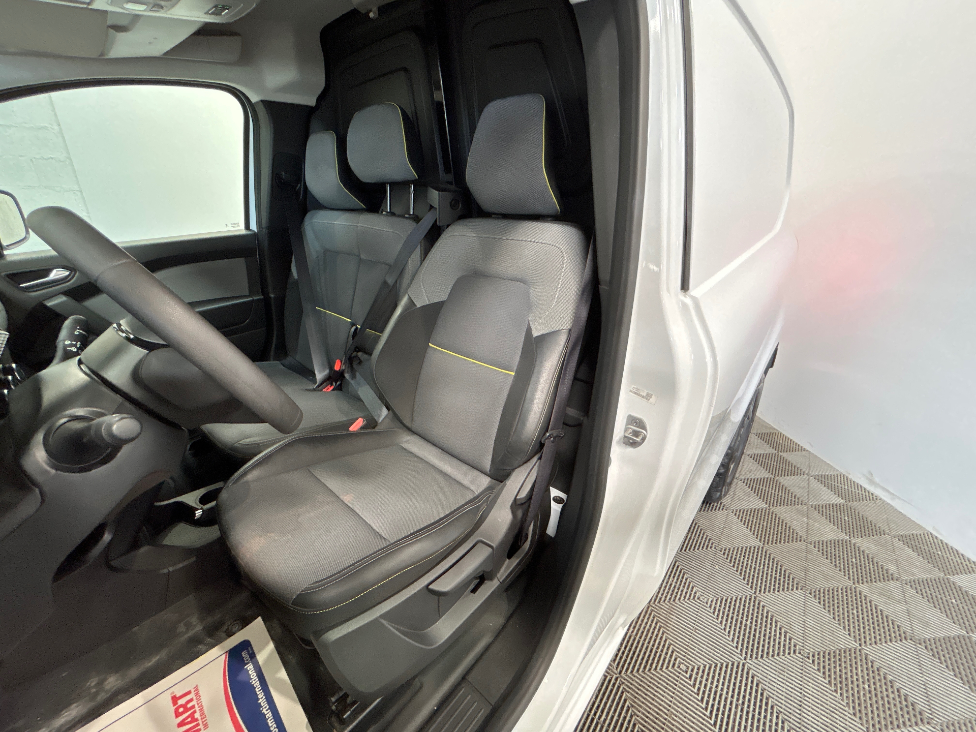 RENAULT KANGOO VAN BLUE DCI 95 EXTRA - 22