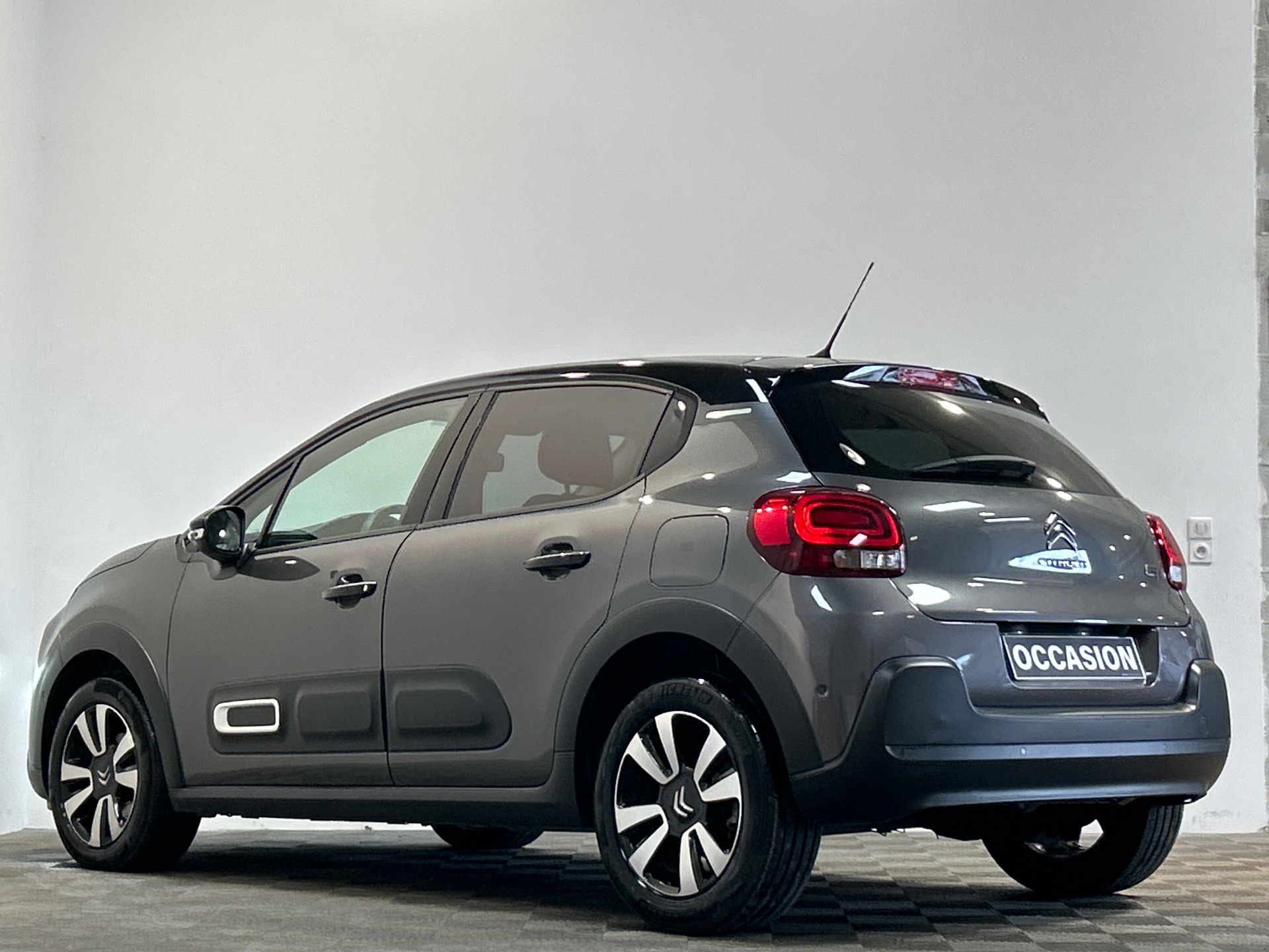 CITROEN C3 PureTech 110 S&S EAT6 Shine