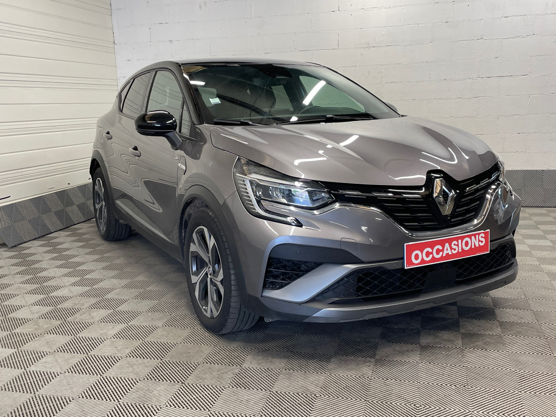 RENAULT CAPTUR mild hybrid 160 EDC R.S. line