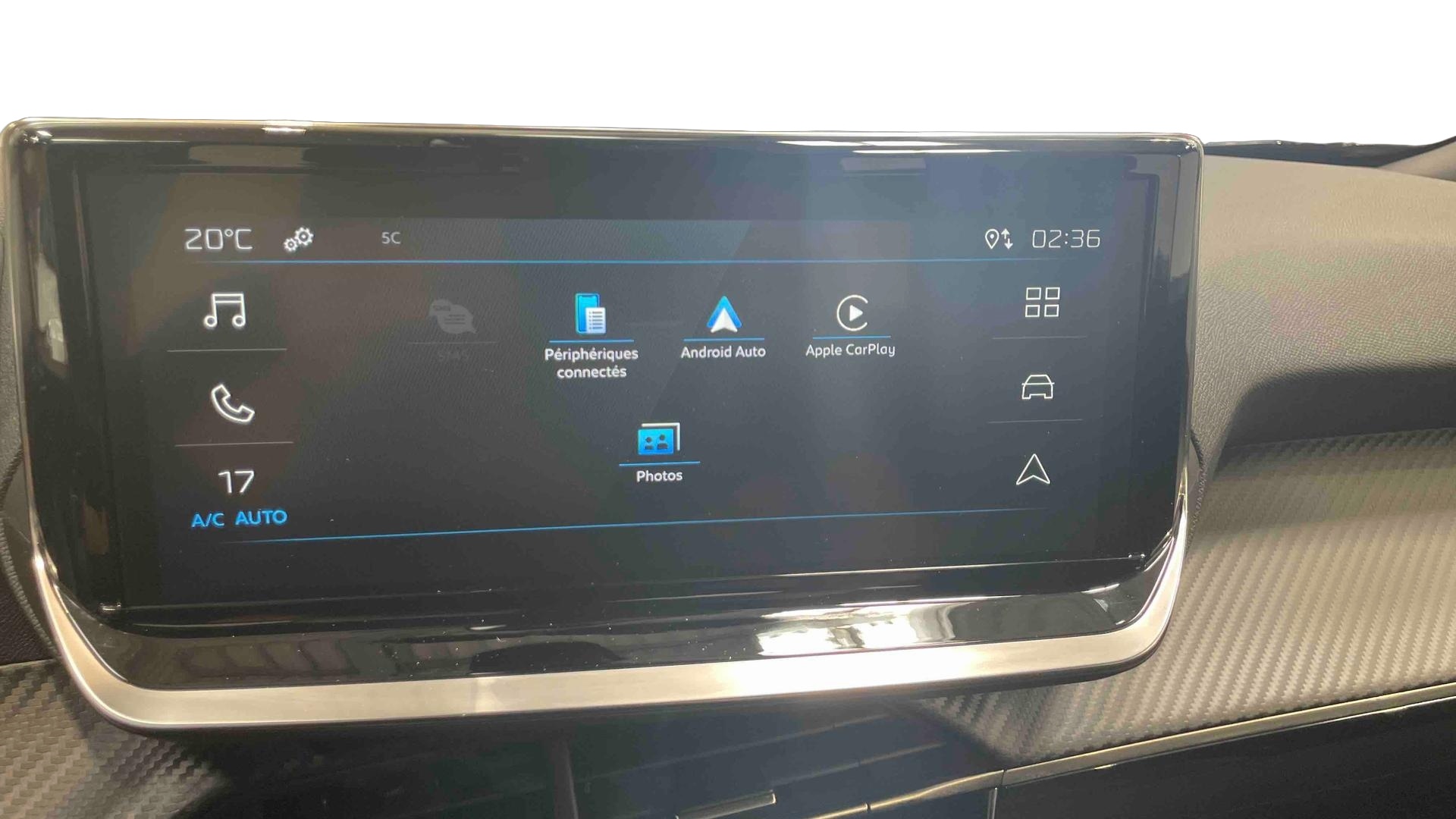 PEUGEOT 2008 Hybrid 145 e-DCS6 Style
