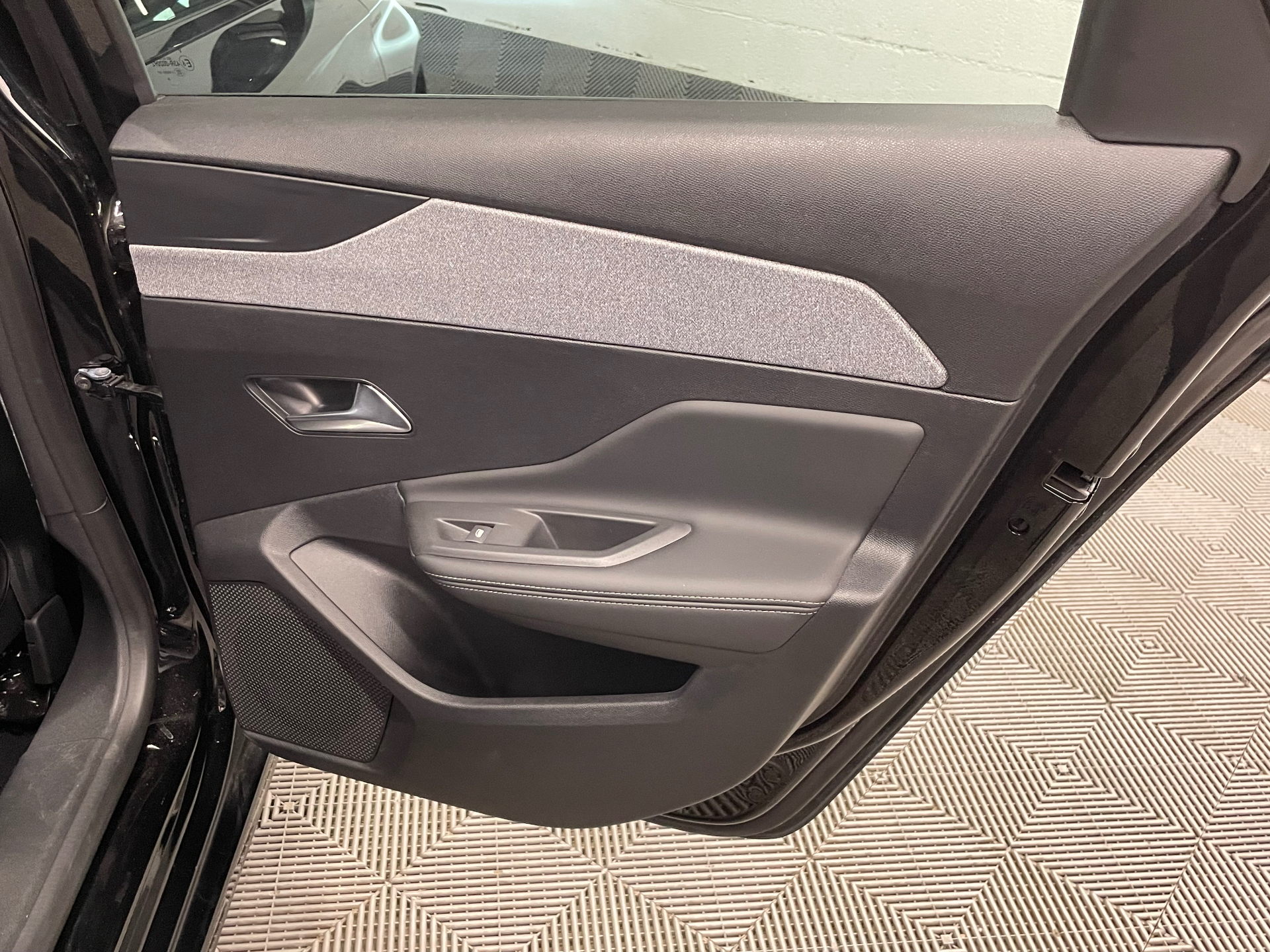 PEUGEOT 308 SW BlueHDi 130ch S&S EAT8 Allure