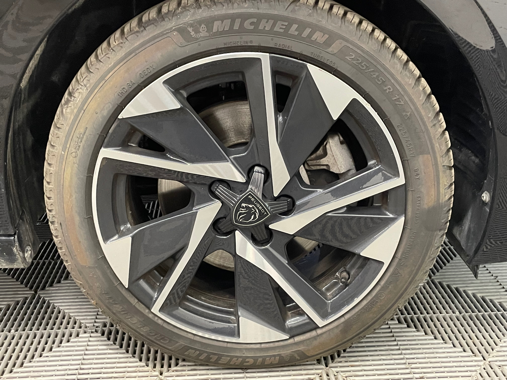 PEUGEOT 308 SW BlueHDi 130ch S&S EAT8 Allure