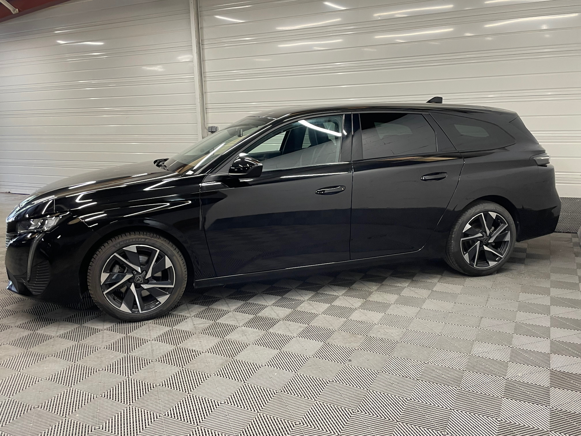 PEUGEOT 308 SW BlueHDi 130ch S&S EAT8 Allure