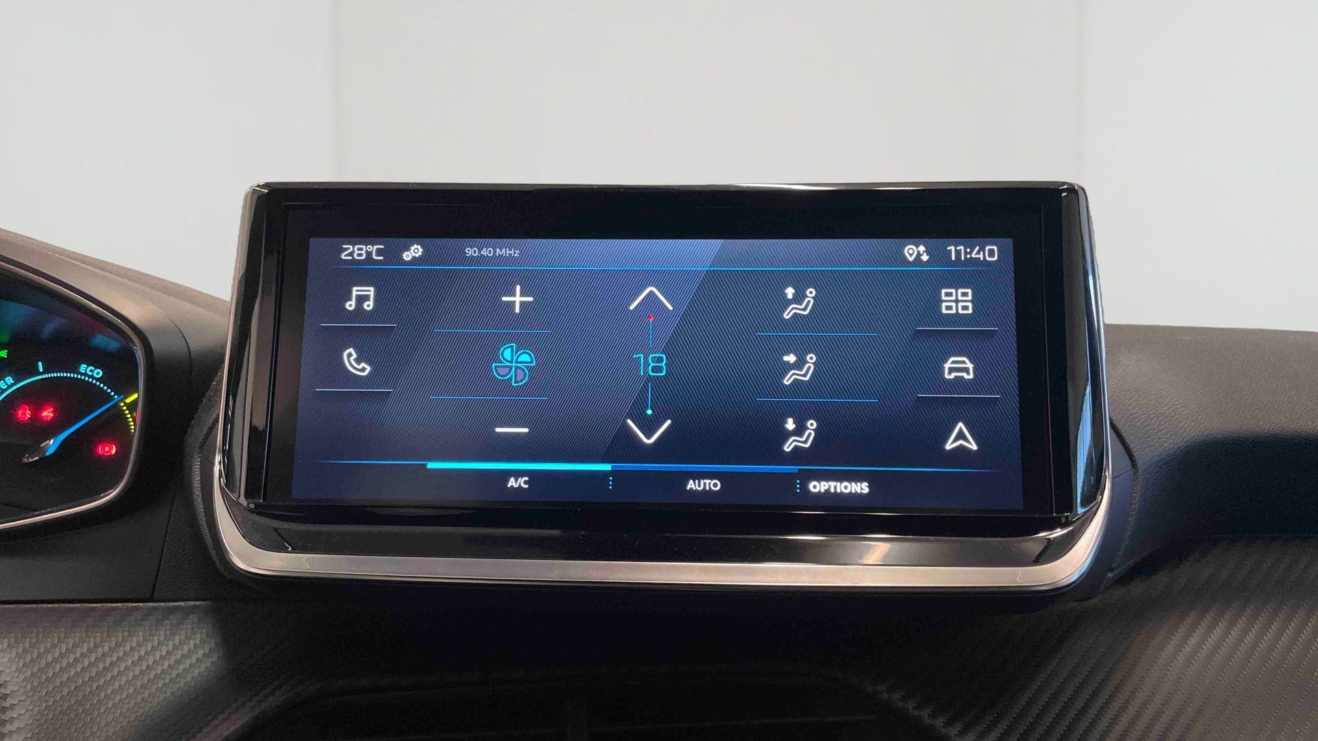 PEUGEOT 2008 Style Hybrid 145 ch e-DCS6