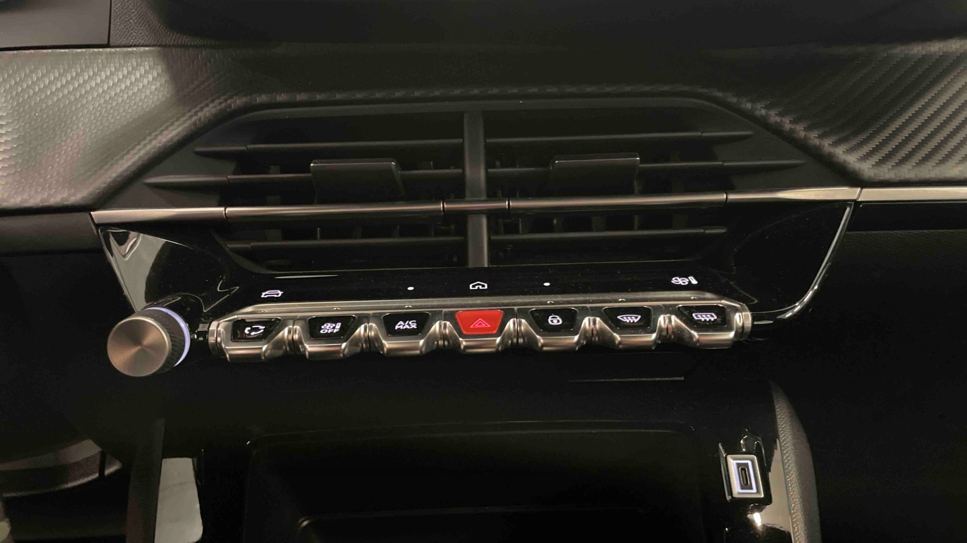 PEUGEOT 2008 Style Hybrid 145 ch e-DCS6