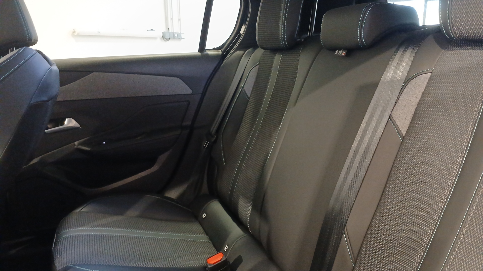 PEUGEOT 308 SW Allure BlueHDI 130 ch S&S EAT8
