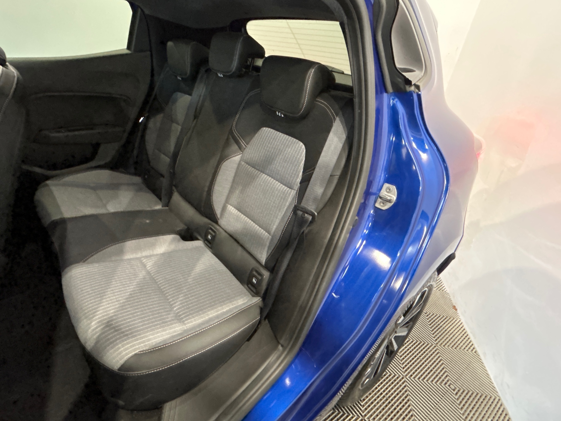 RENAULT CLIO V techno 90 tce