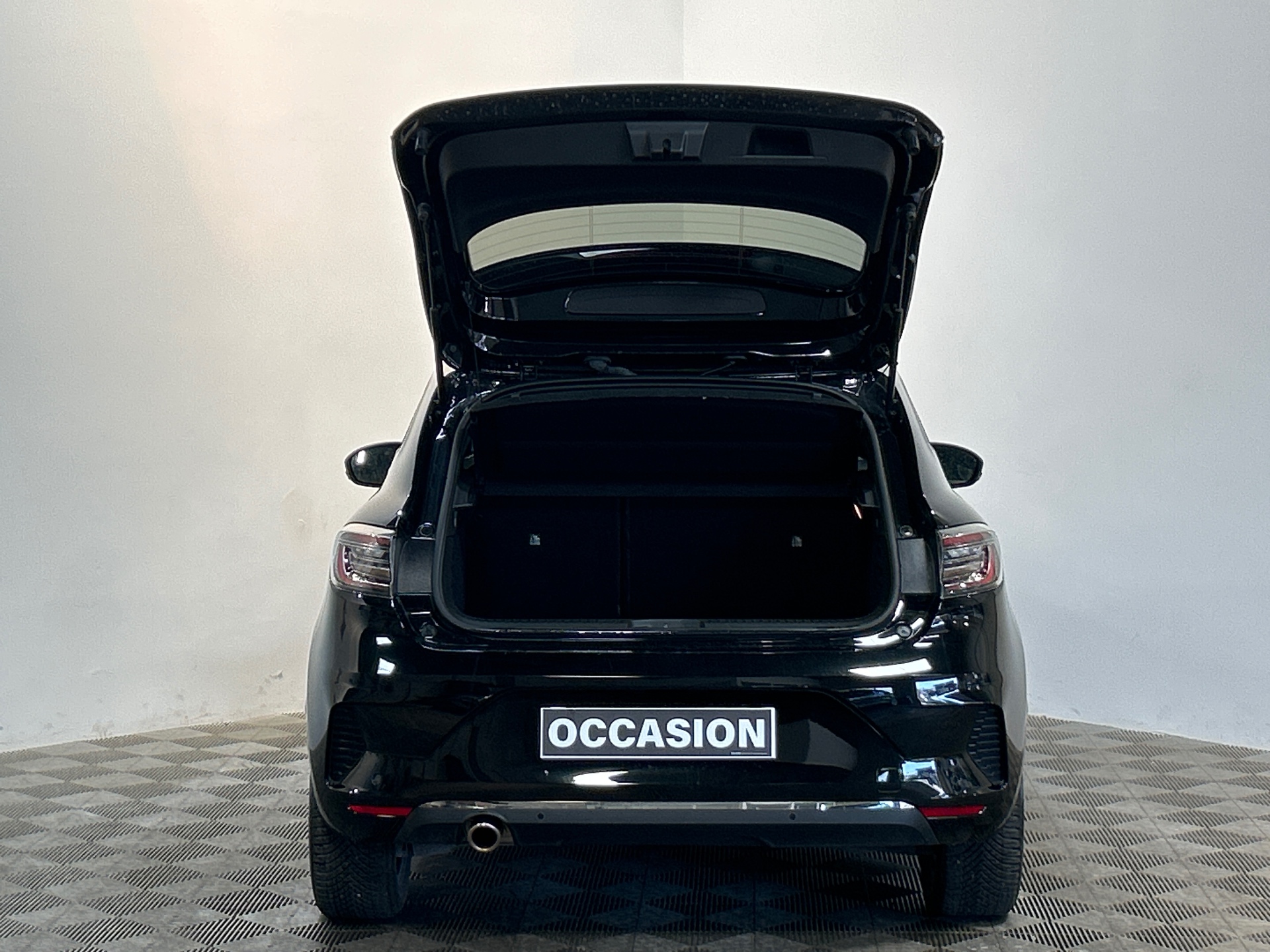 RENAULT CLIO V techno 90 tce