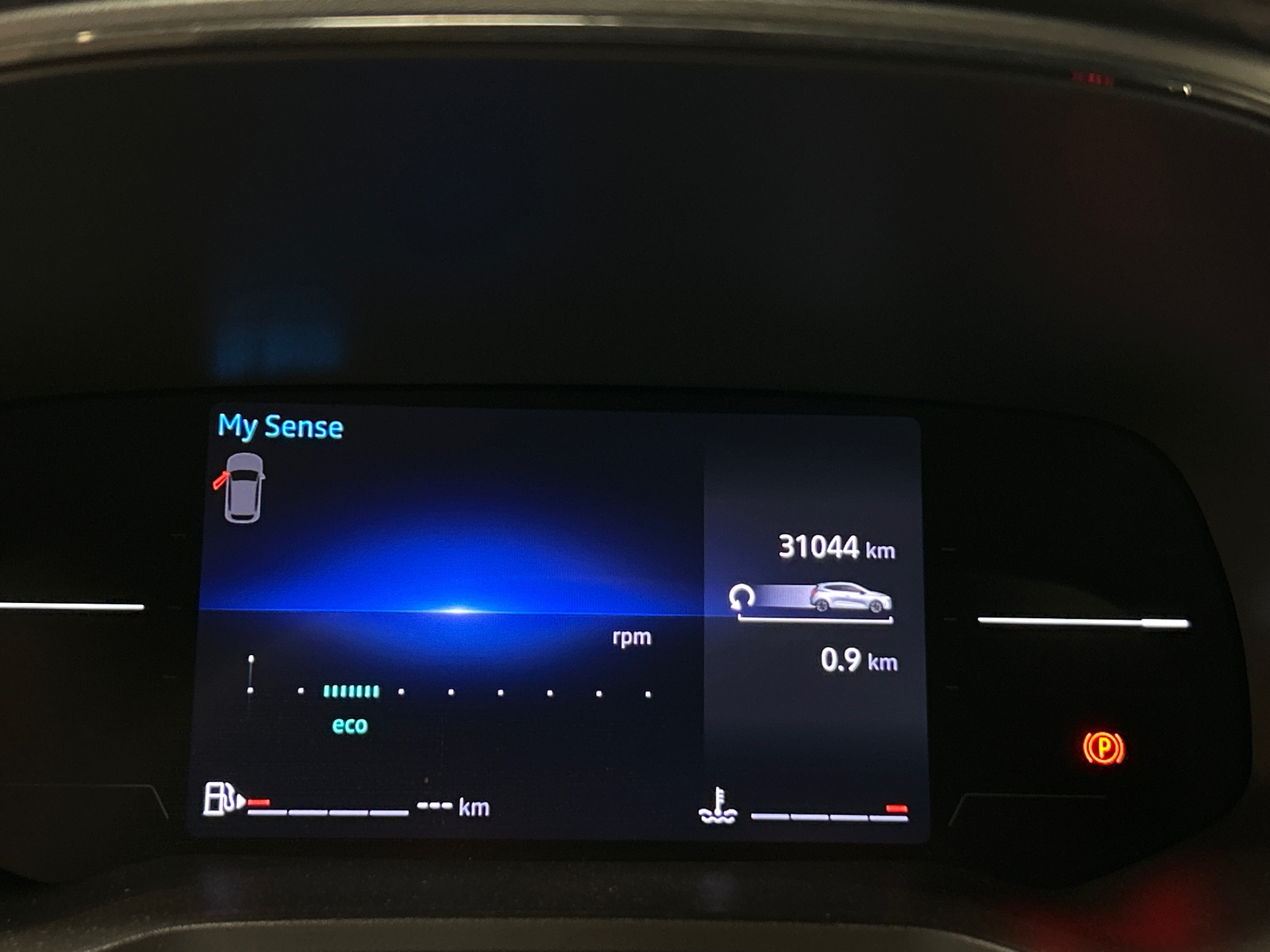 RENAULT CLIO V techno 90 tce