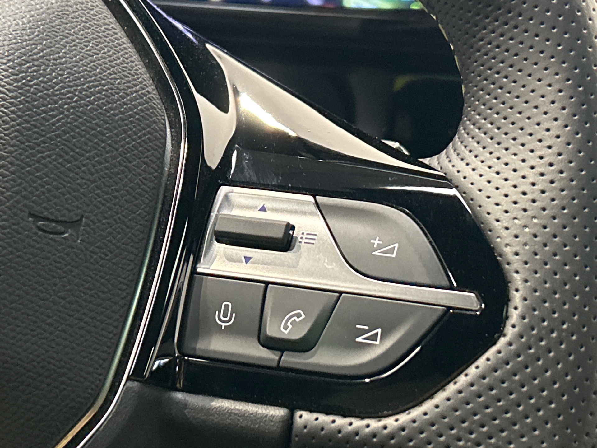 PEUGEOT 308 SW GT Hybrid 145 ch e-DCS6