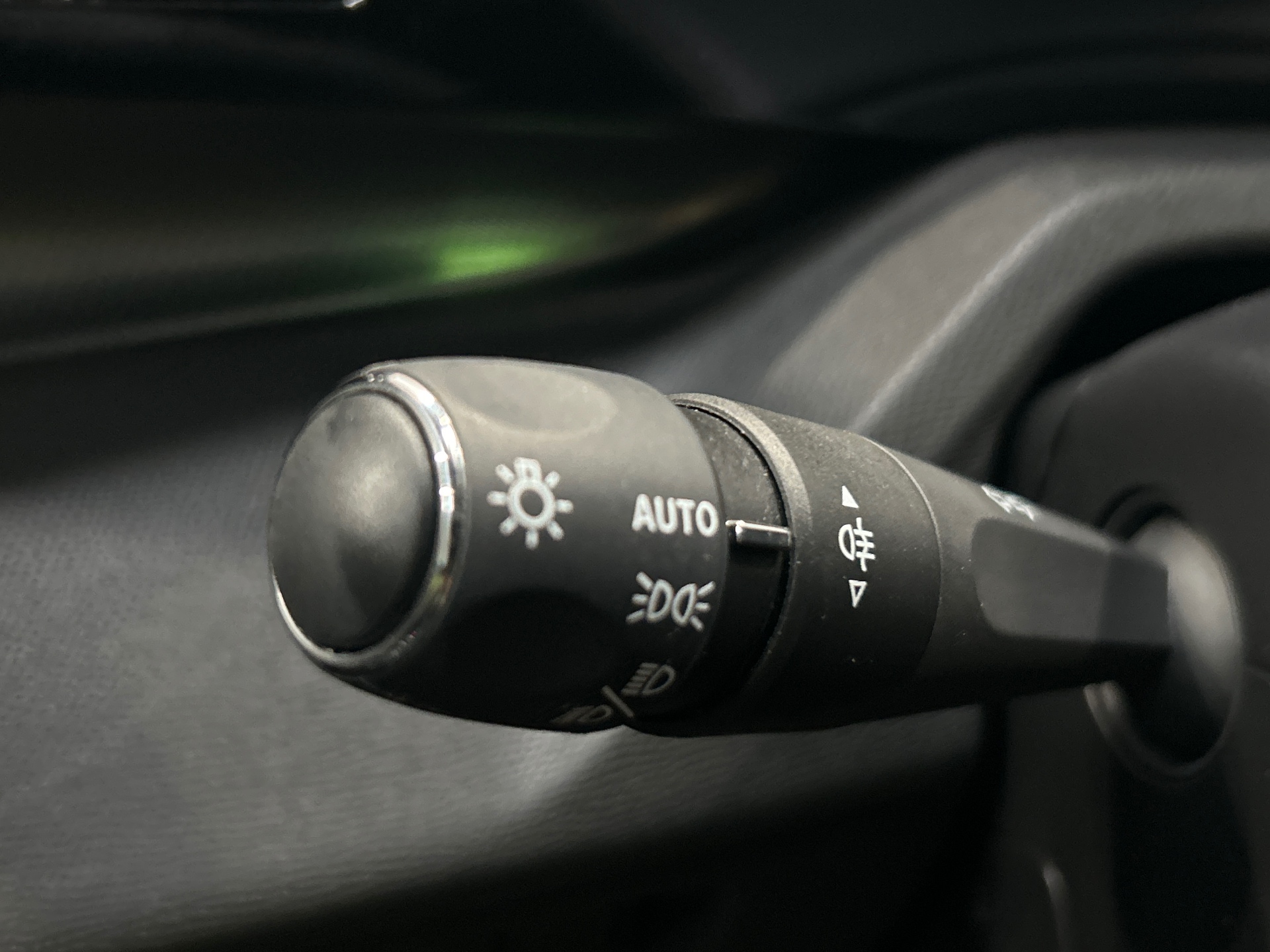 PEUGEOT 308 SW GT Hybrid 145 ch e-DCS6