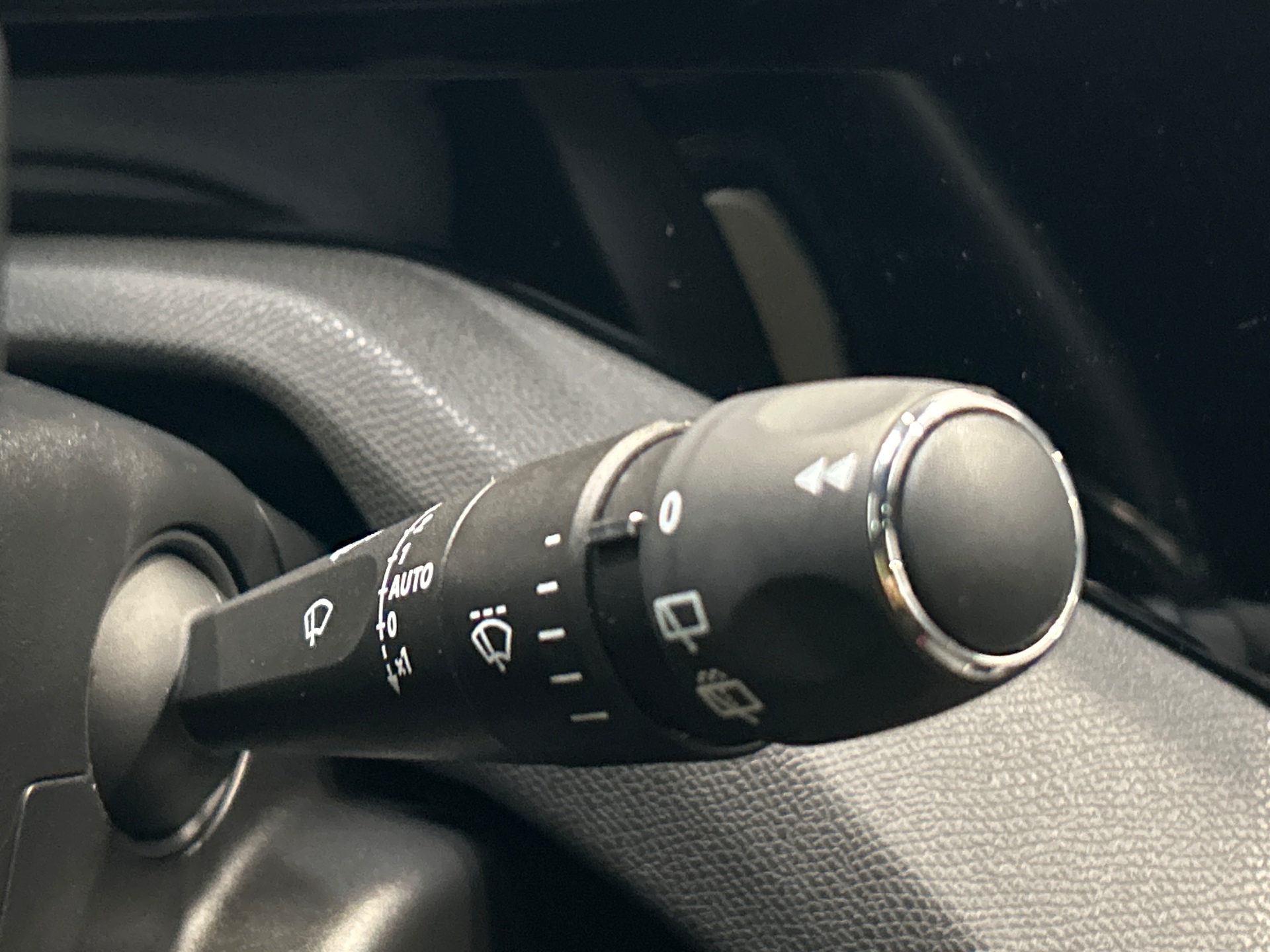 PEUGEOT 308 SW GT Hybrid 145 ch e-DCS6