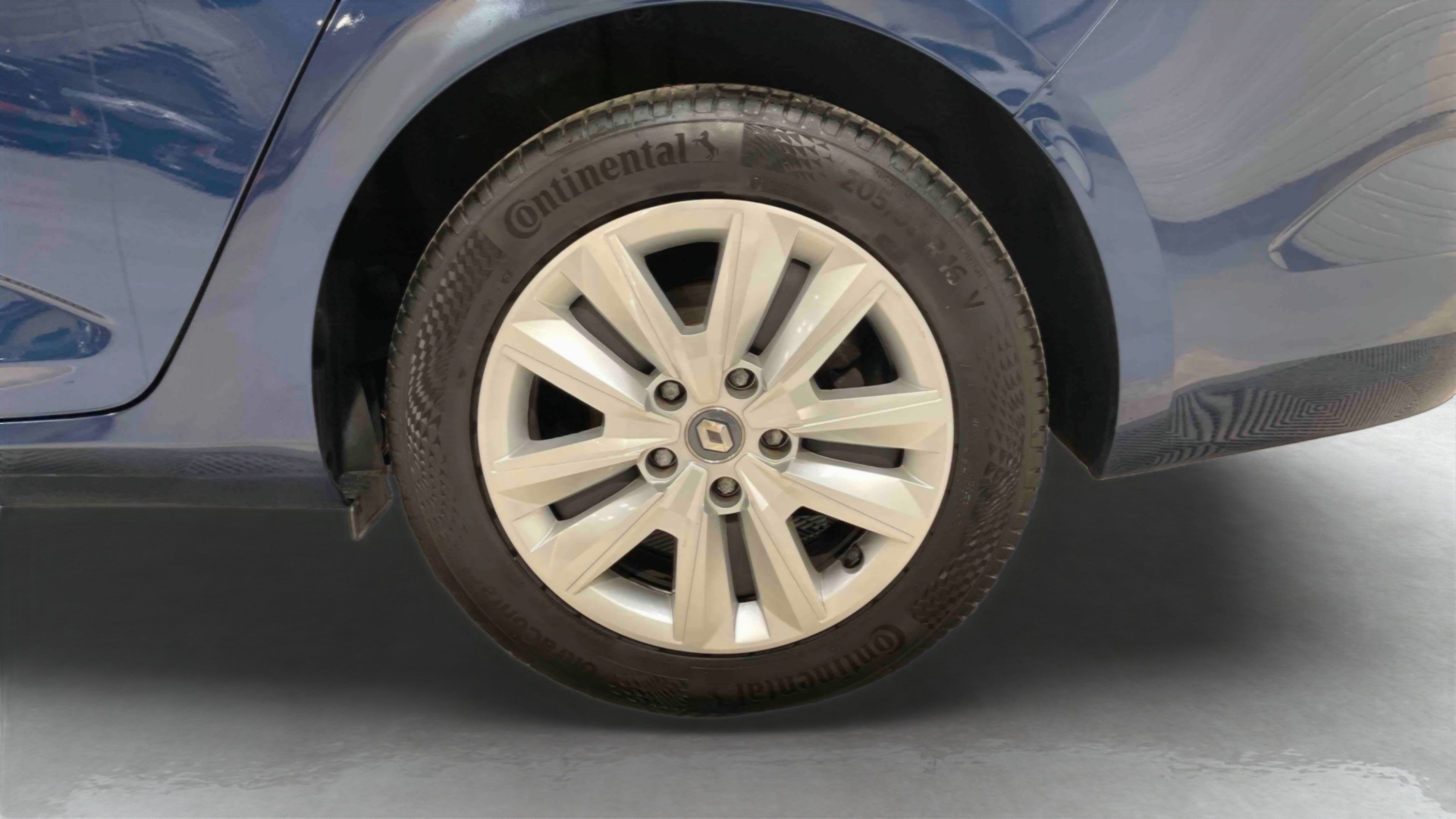 RENAULT MEGANE IV ESTATE Blue dCi 115 EDC Business