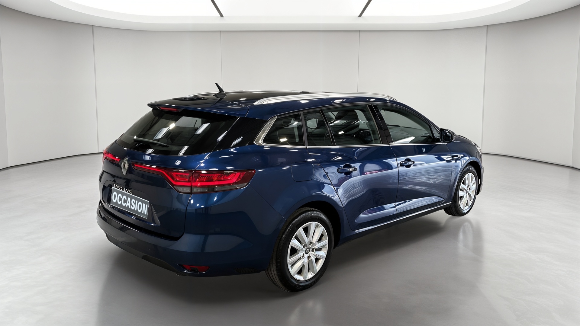 RENAULT MEGANE IV ESTATE Blue dCi 115 EDC Business