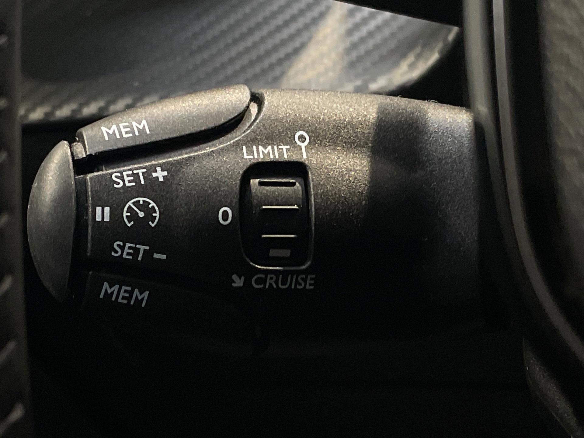 PEUGEOT 208 Style 100 ch BVM6