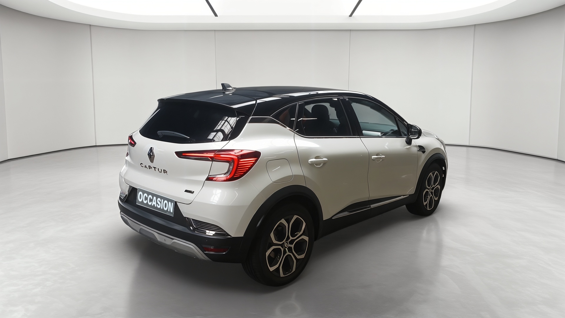 RENAULT CAPTUR techno fast track E-Tech hybride 145