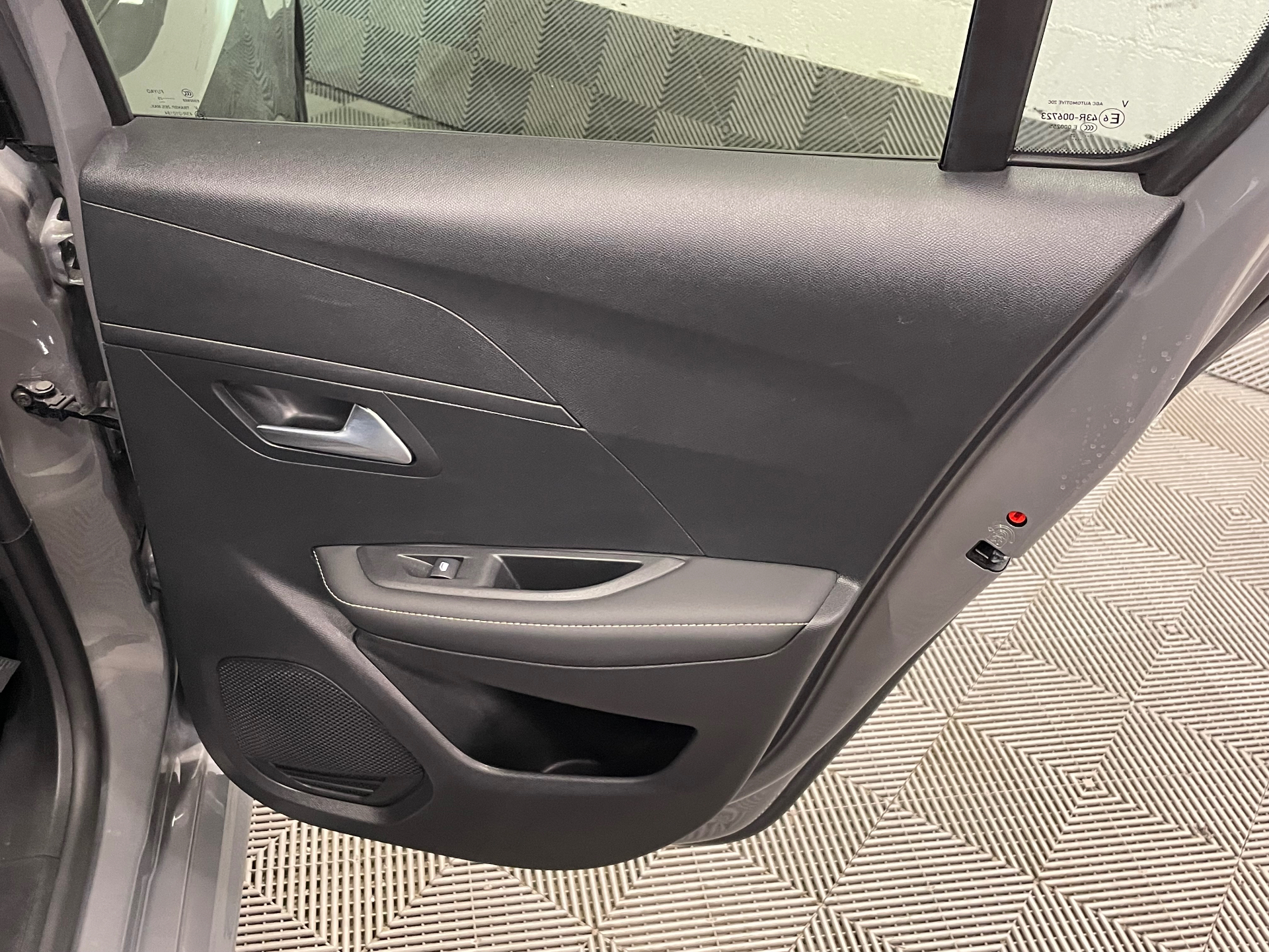 PEUGEOT 208 100 S&S BVM6 Allure