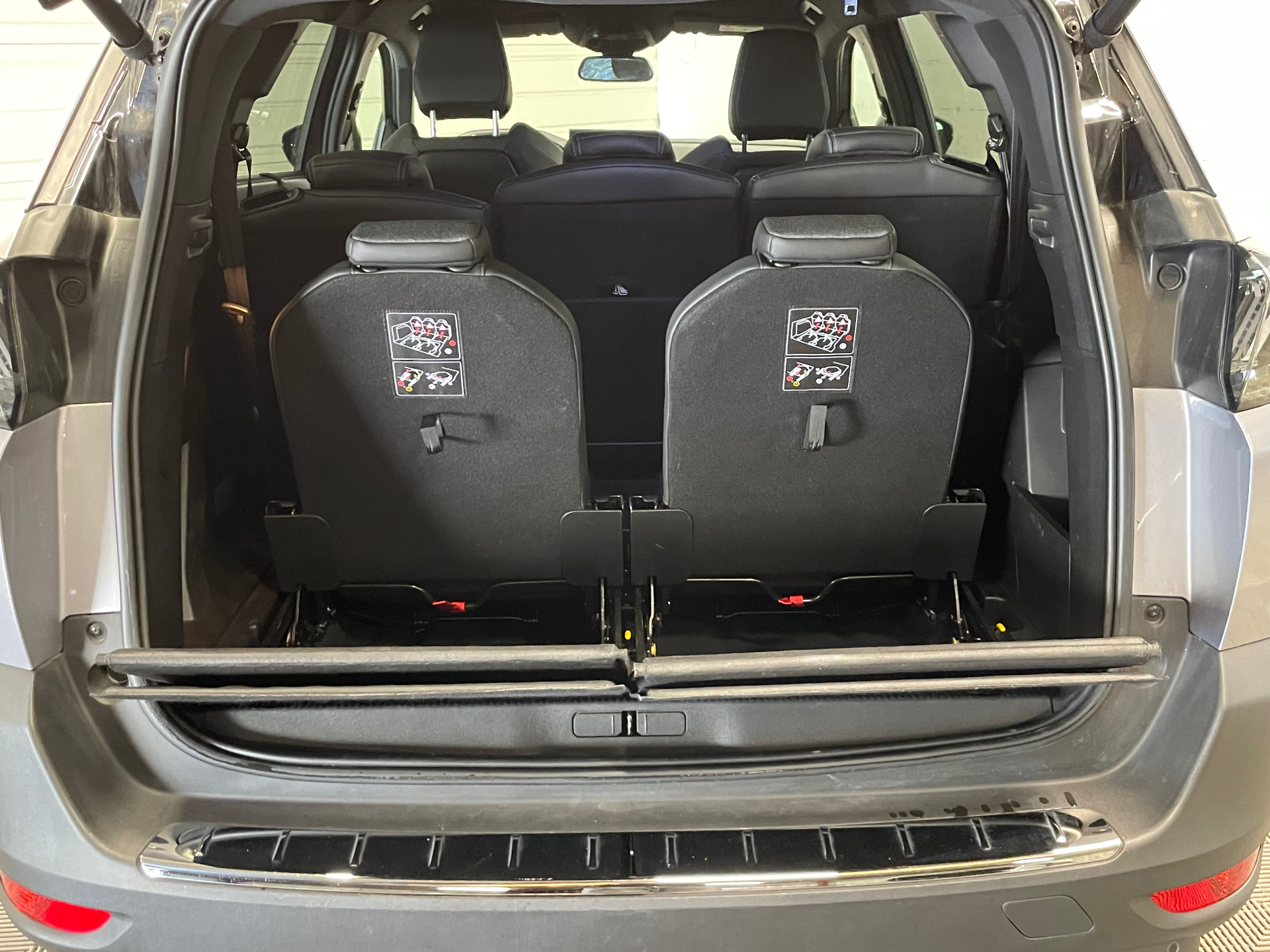 PEUGEOT 5008 PureTech 130ch S&S BVM6 Allure Pack