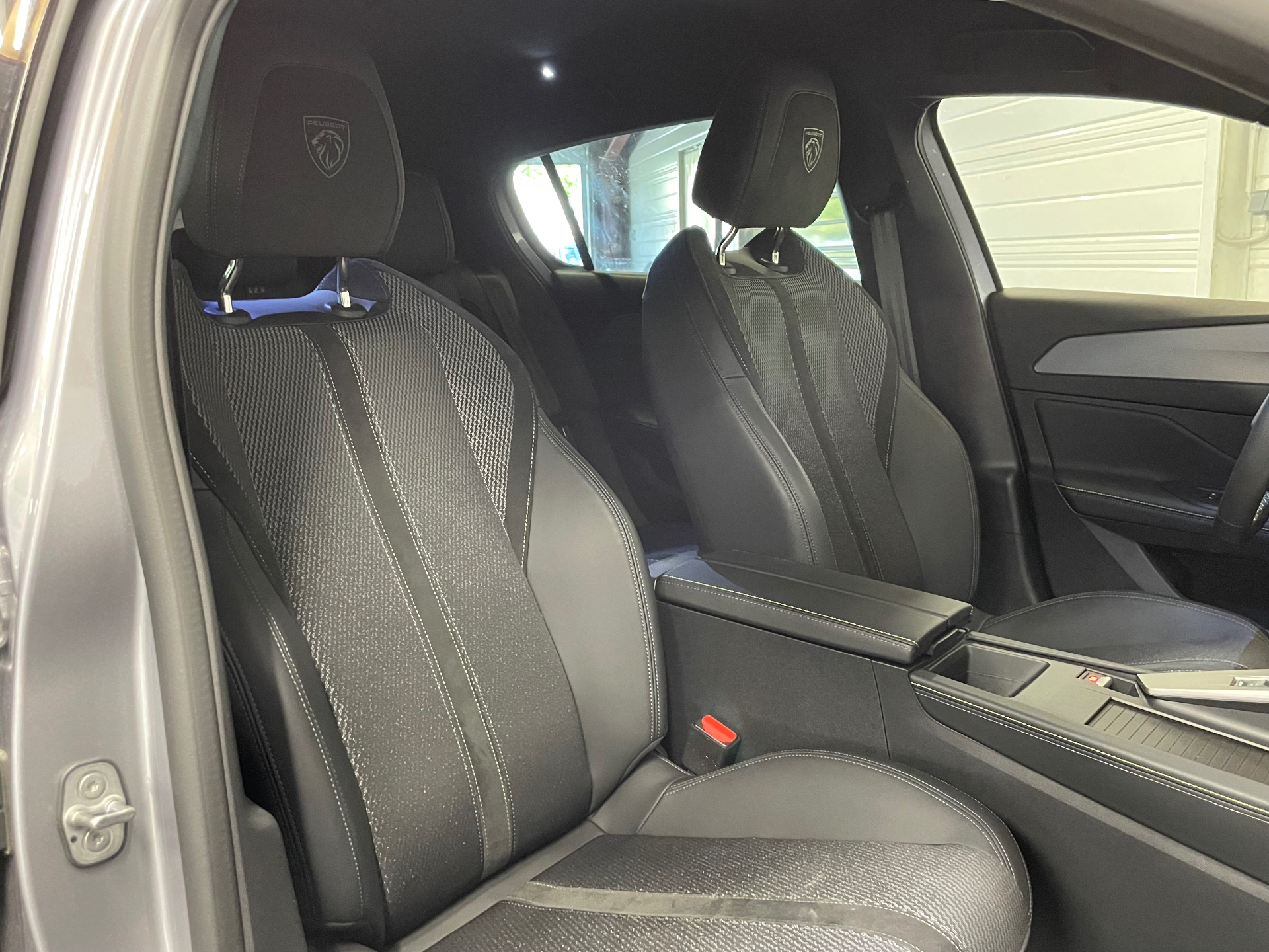 PEUGEOT 308 Hybrid 145 e-DCS6 GT