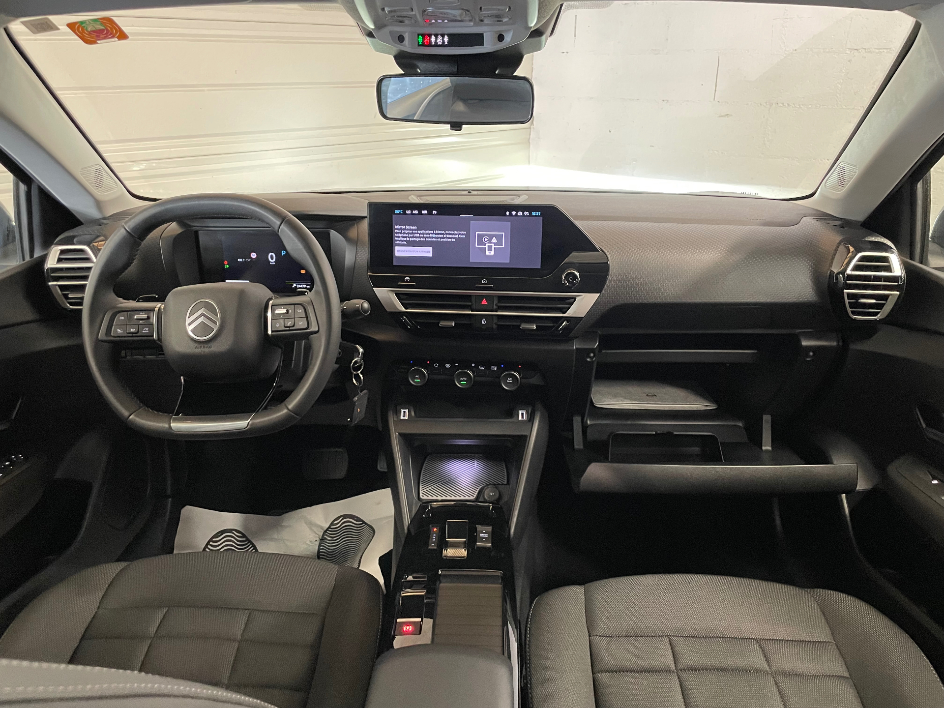 CITROEN C4 Hybride 145 ch e-DCS6 Plus