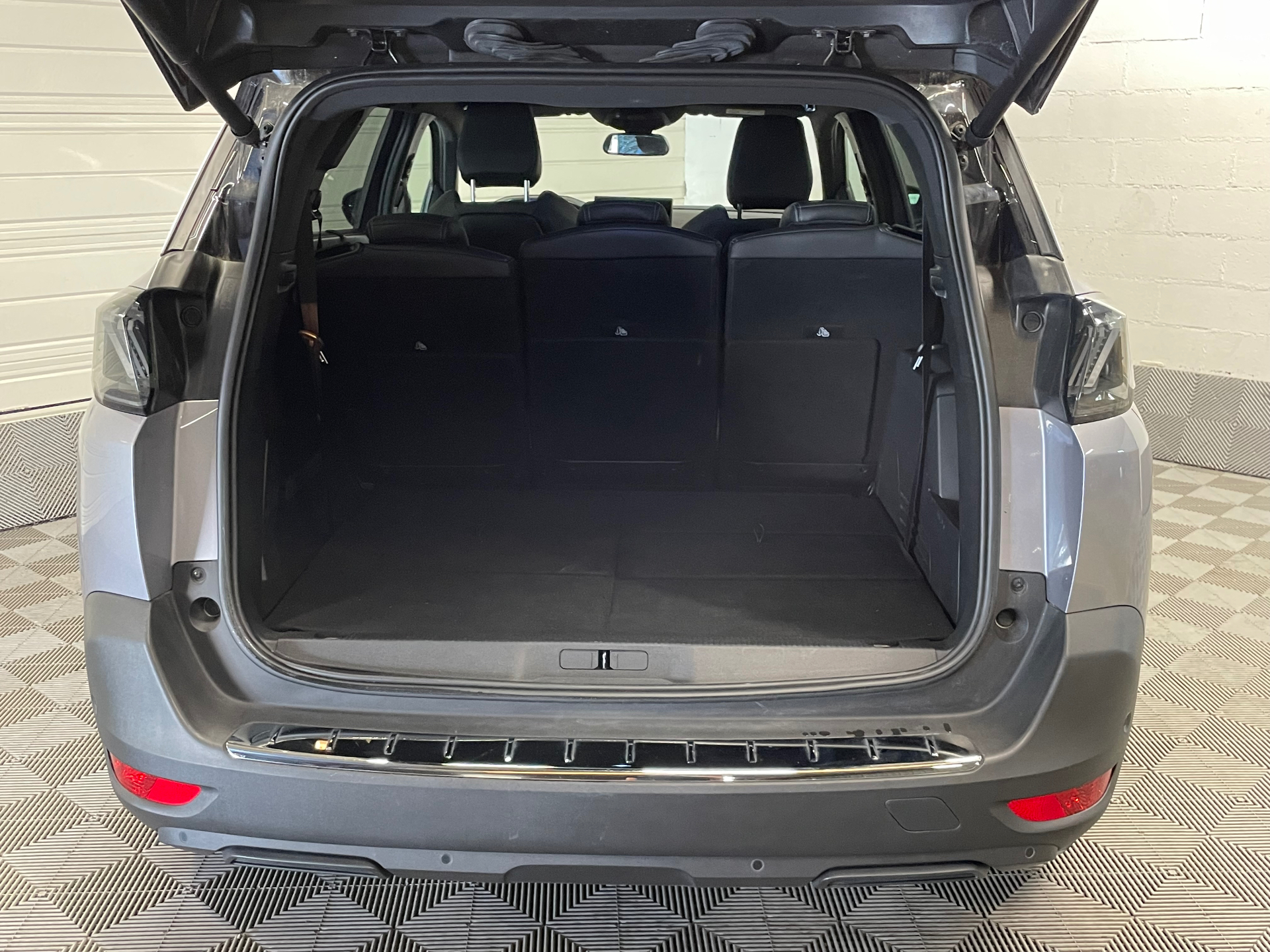 PEUGEOT 5008 PureTech 130ch S&S BVM6 Allure Pack