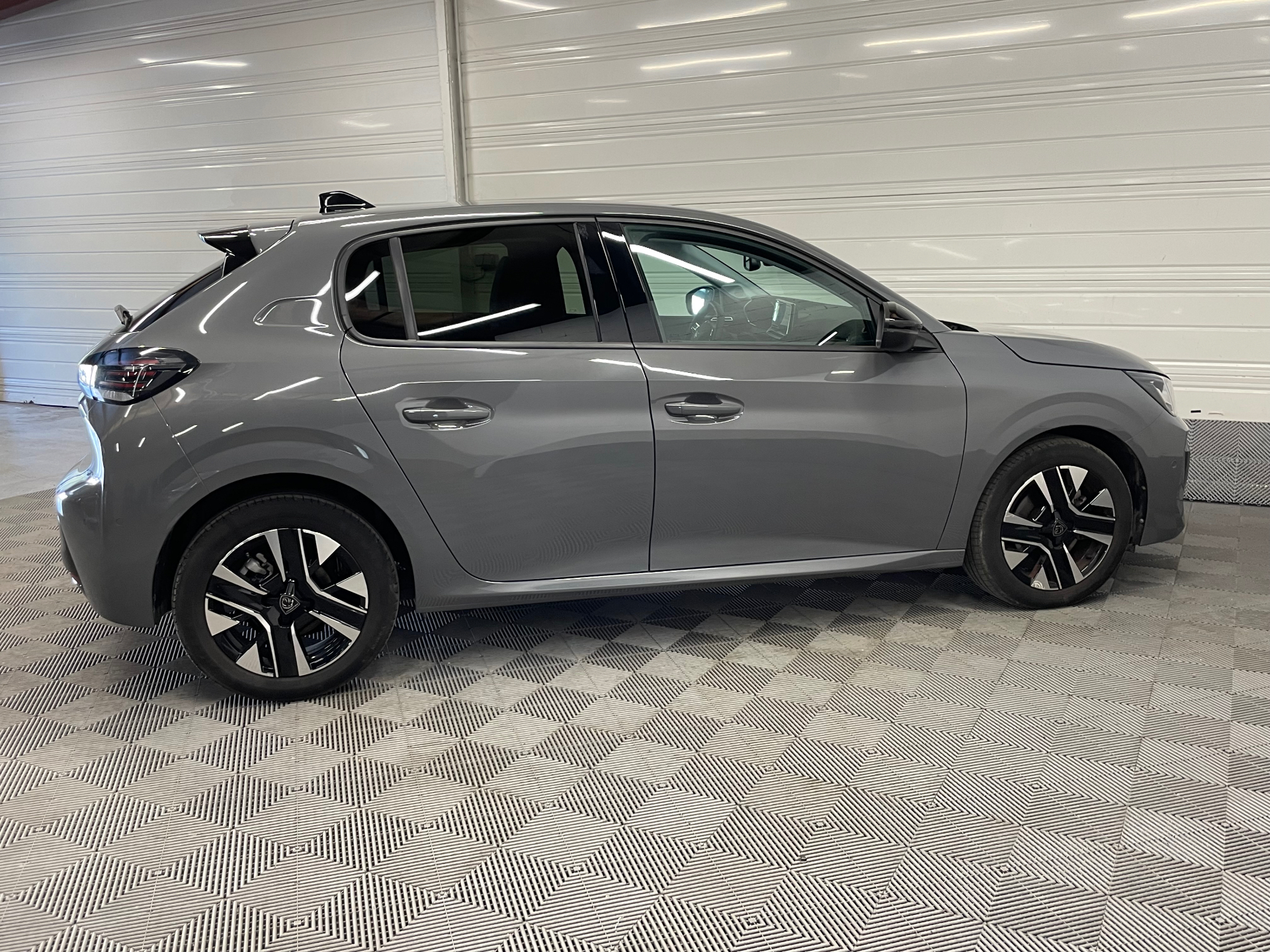 PEUGEOT 208 100 S&S BVM6 Allure