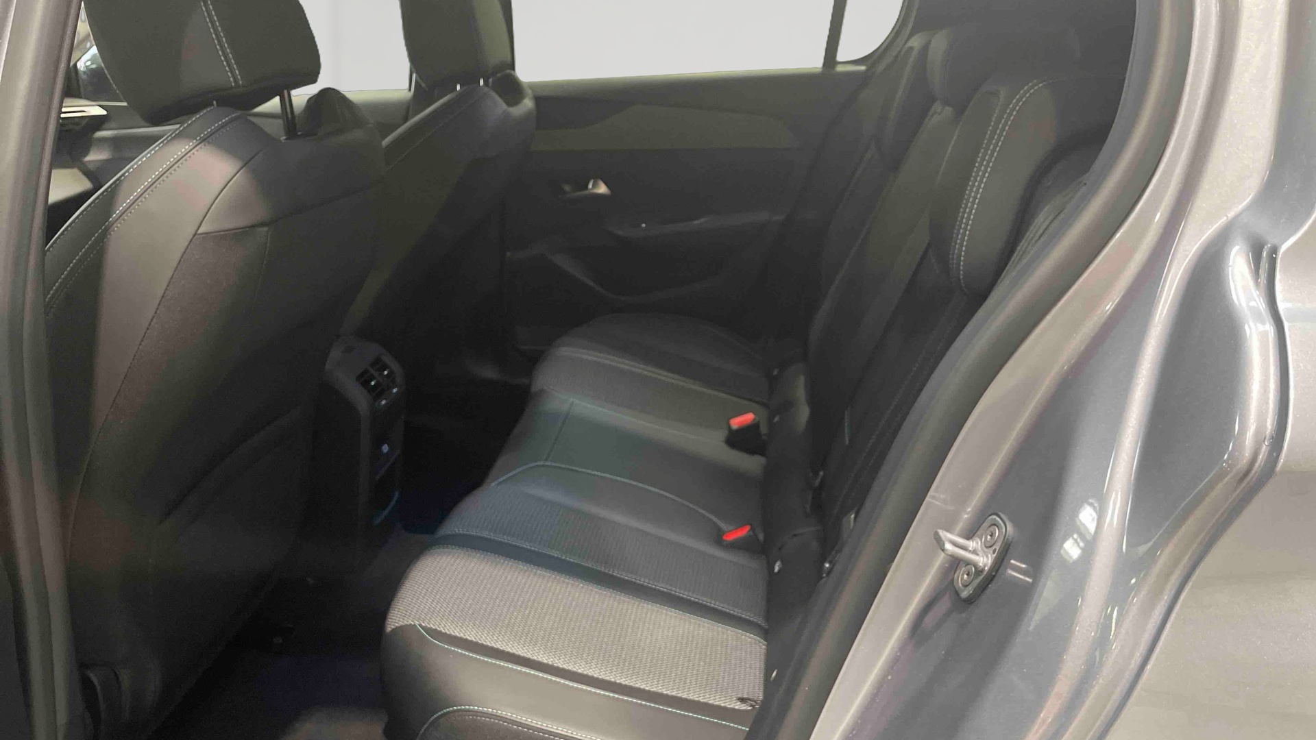 PEUGEOT 308 Hybrid 145 e-DCS6 Allure