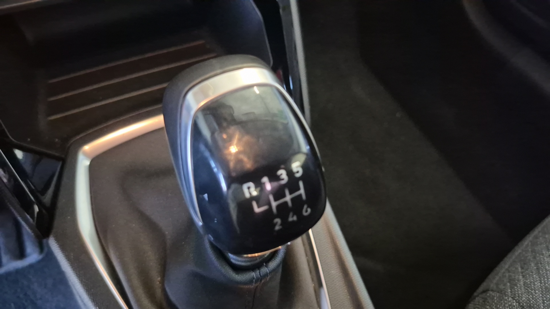 PEUGEOT 208 Style 100 ch BVM6