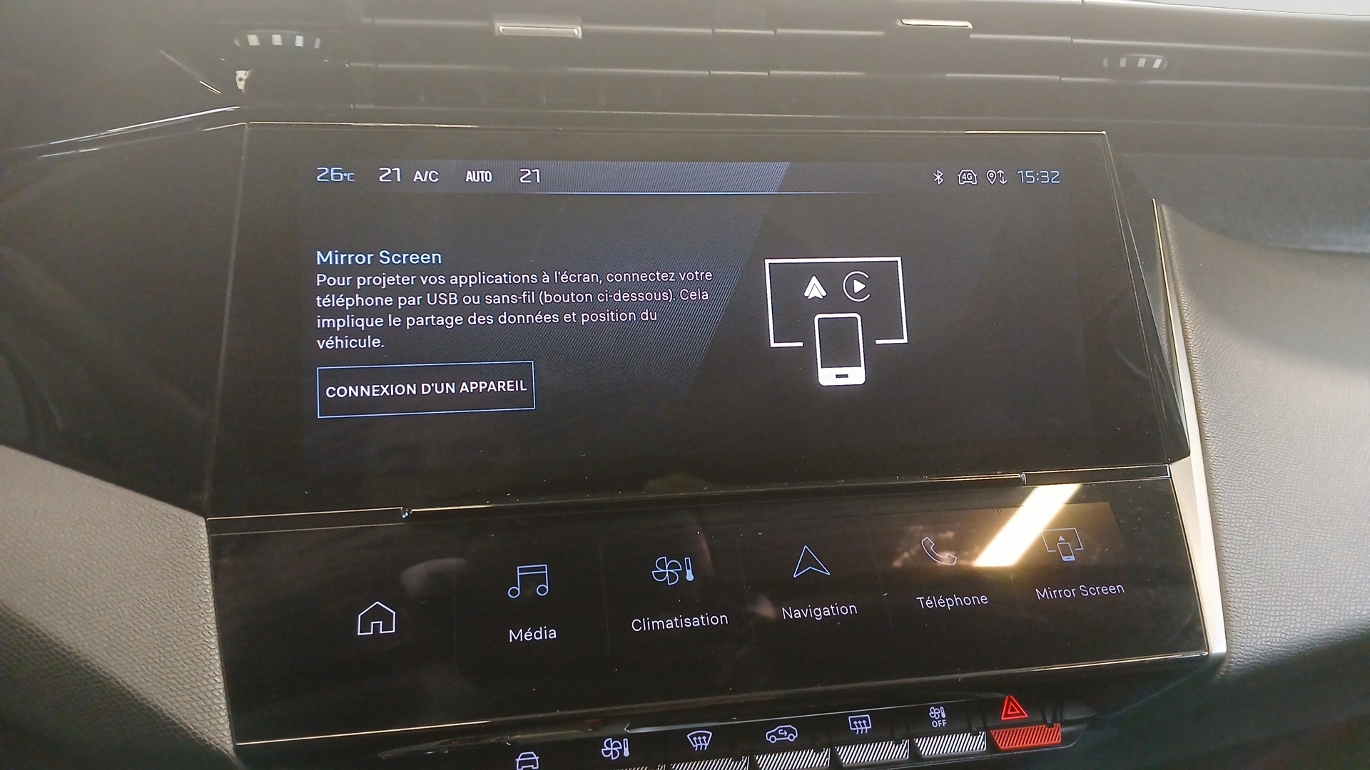 PEUGEOT 408 Allure Hybrid 145 ch e-DCS6