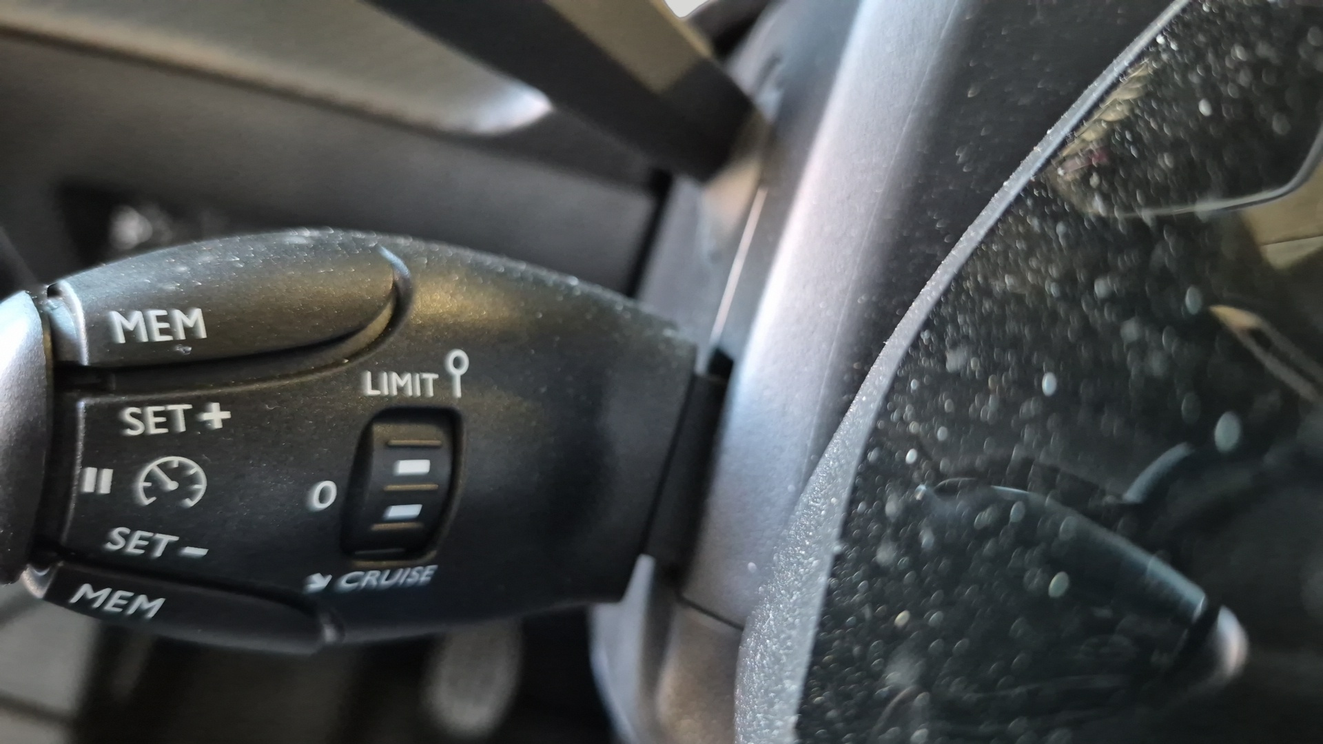 PEUGEOT 208 Style 100 ch BVM6
