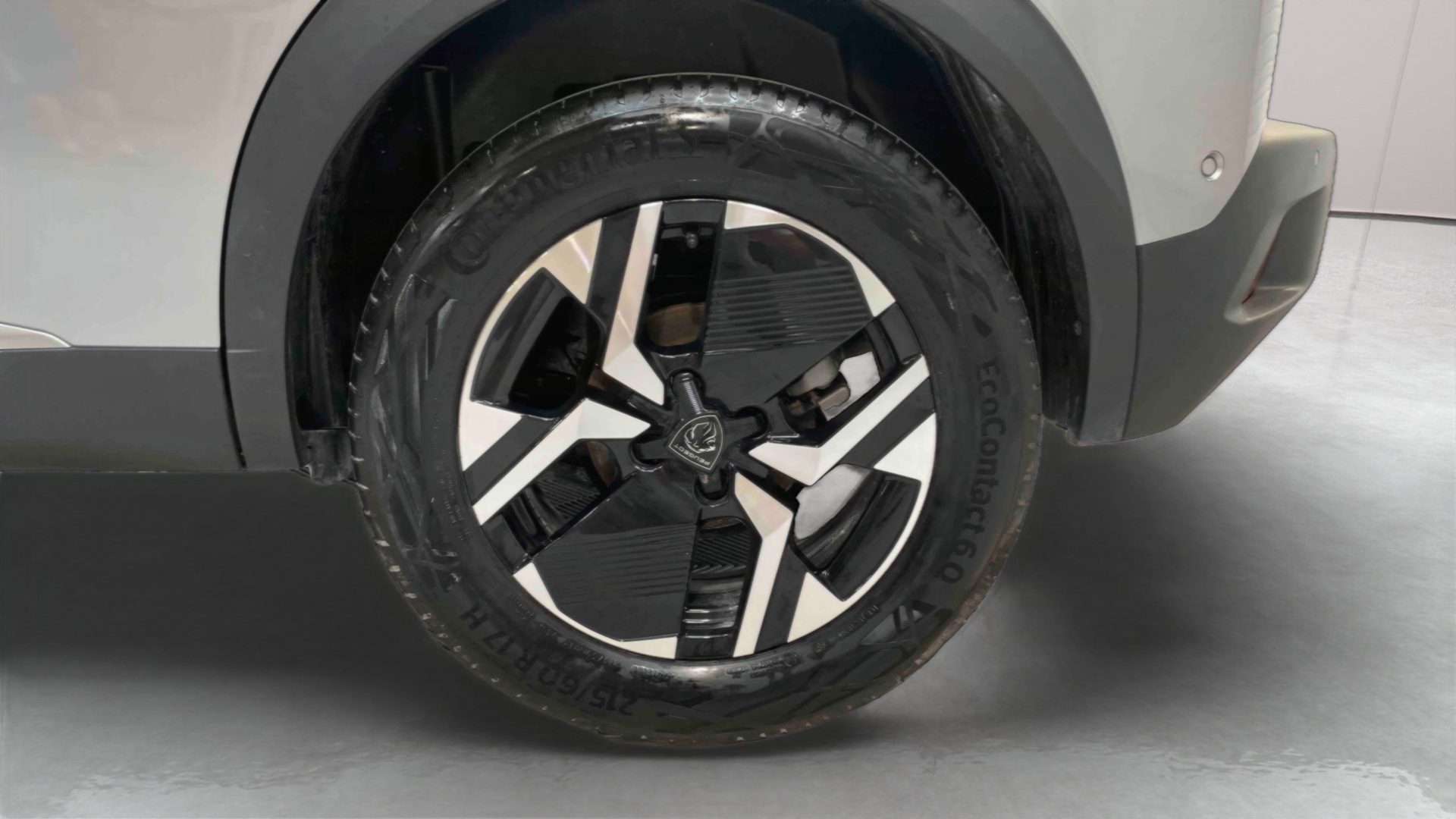 PEUGEOT 2008 Hybrid 145 e-DCS6 Allure