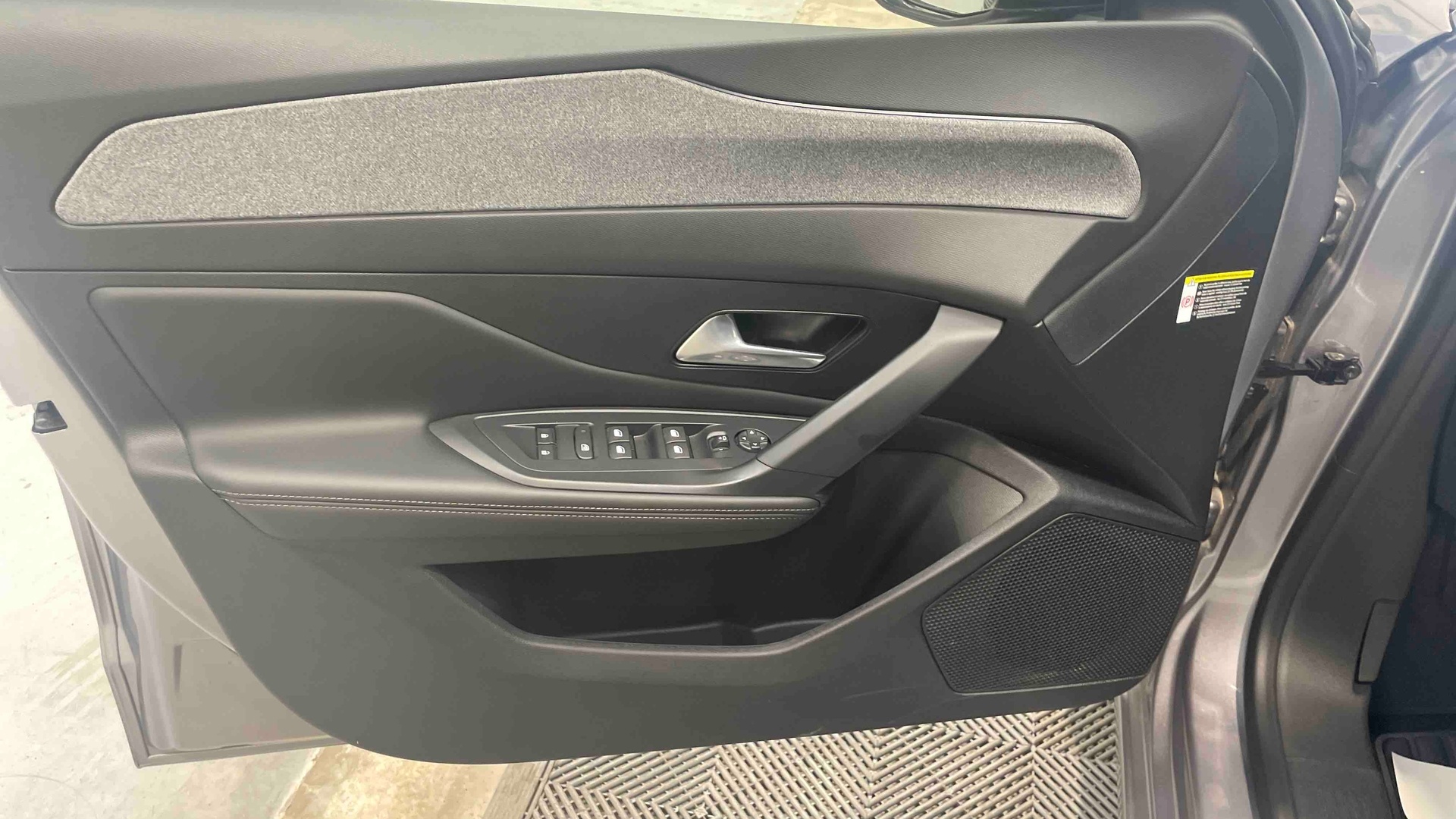 PEUGEOT 308 BlueHDi 130ch S&S EAT8 Allure - 5P