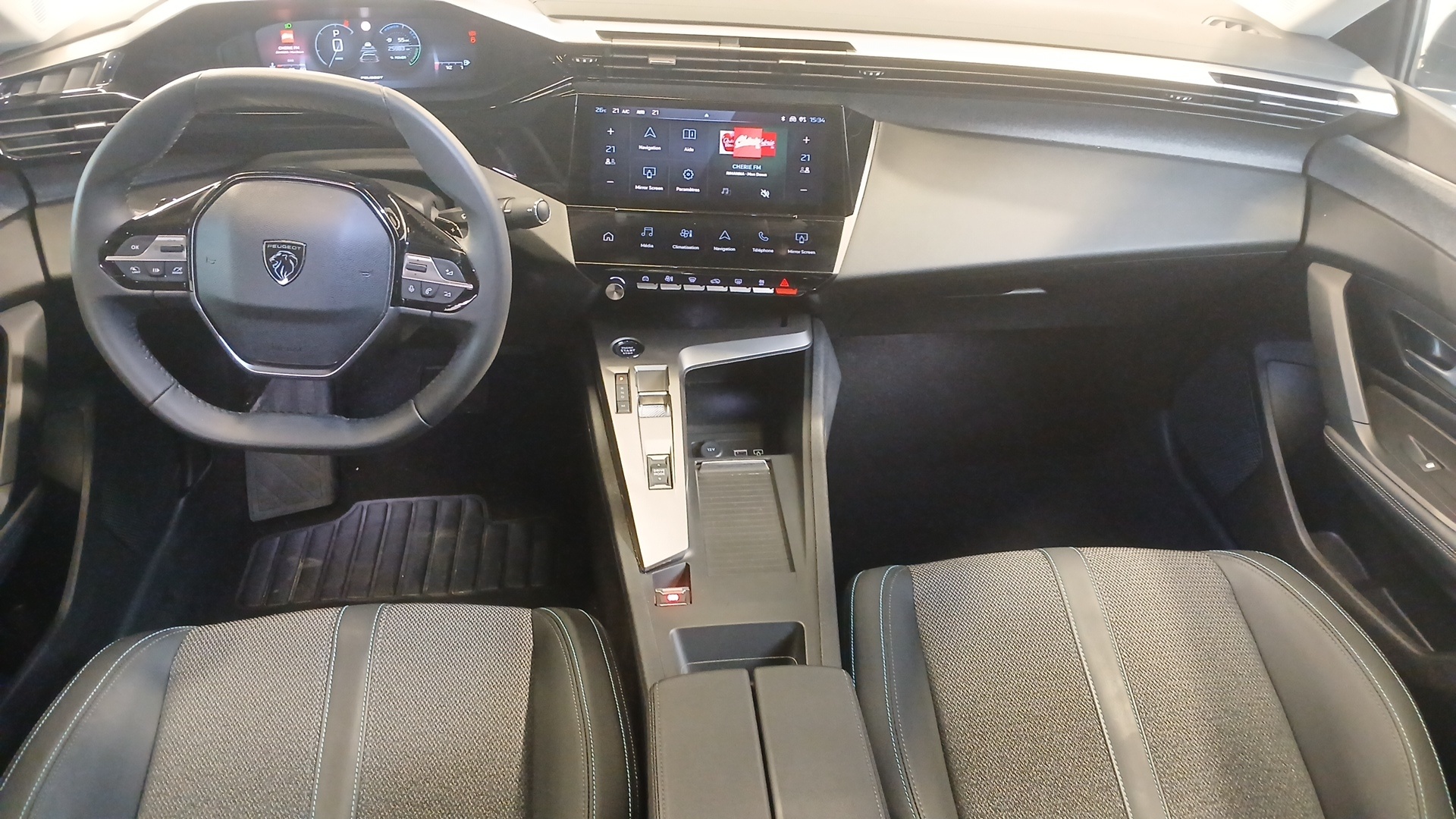 PEUGEOT 408 Allure Hybrid 145 ch e-DCS6